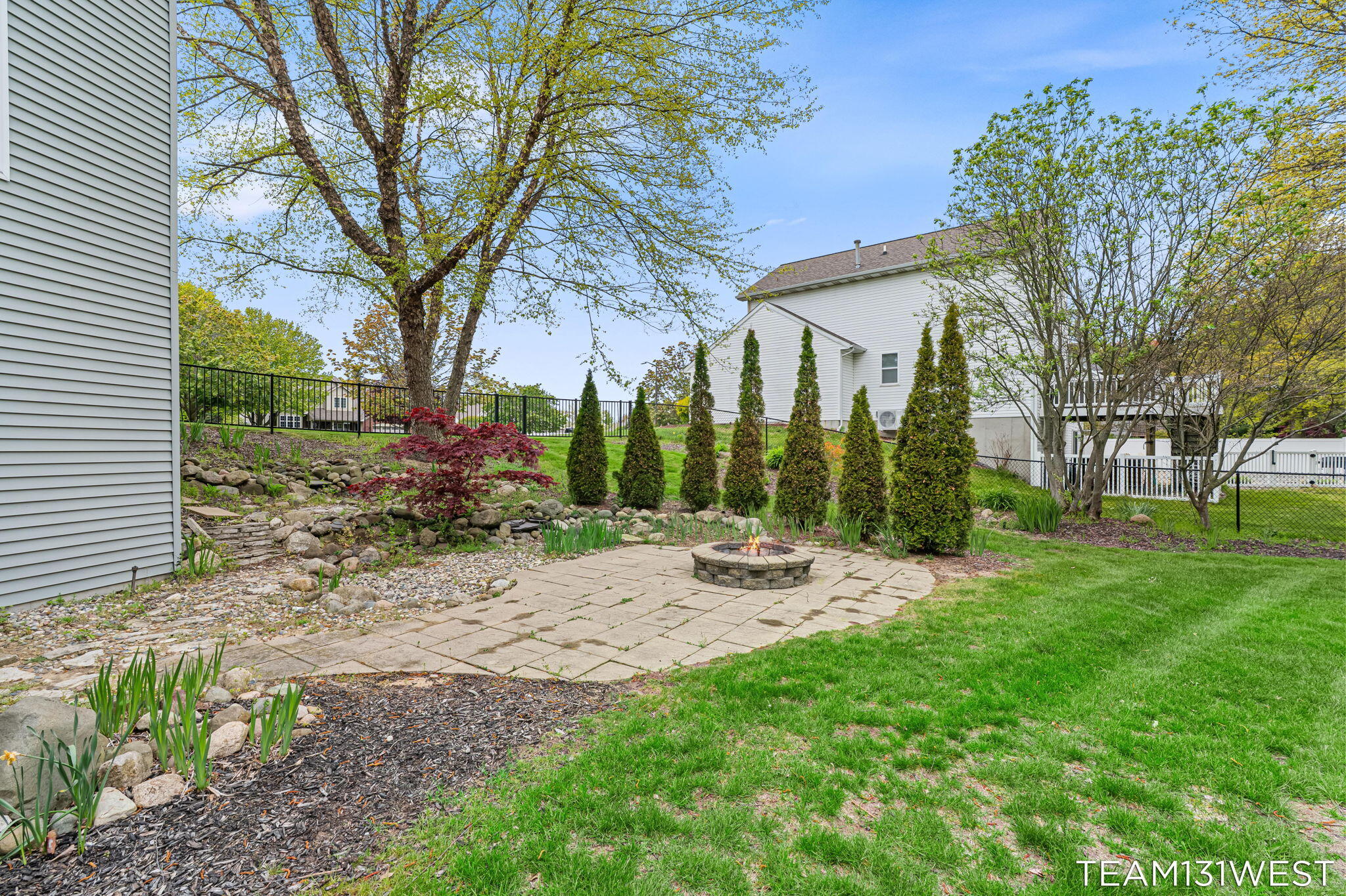 339 Sandy Court Holland MI 49424