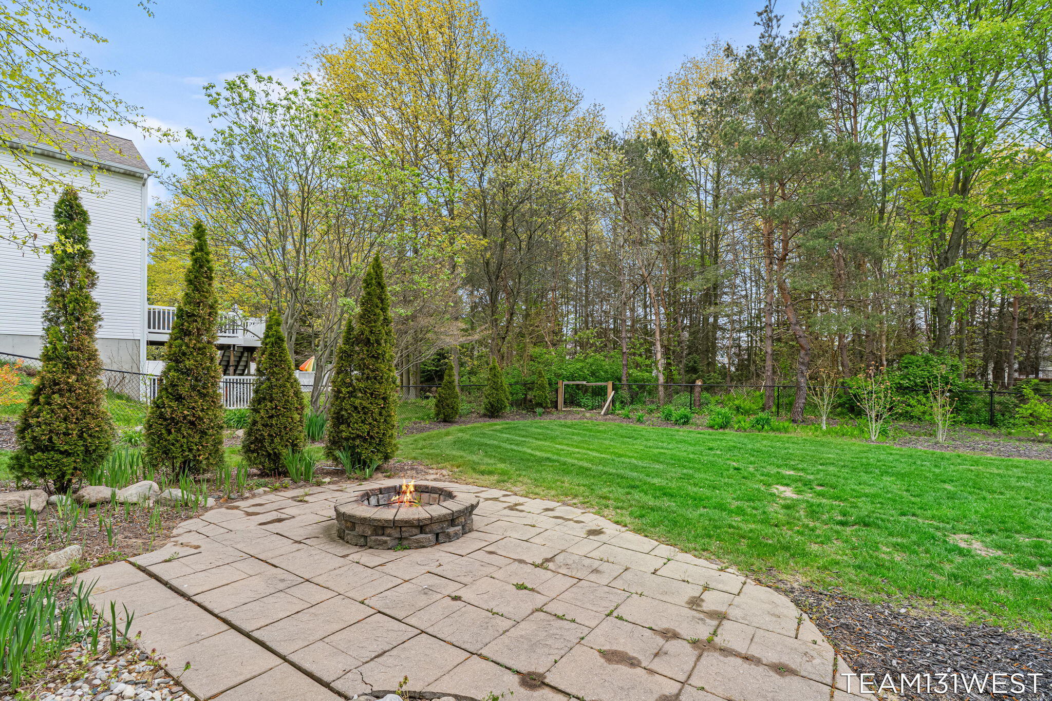 339 Sandy Court Holland MI 49424