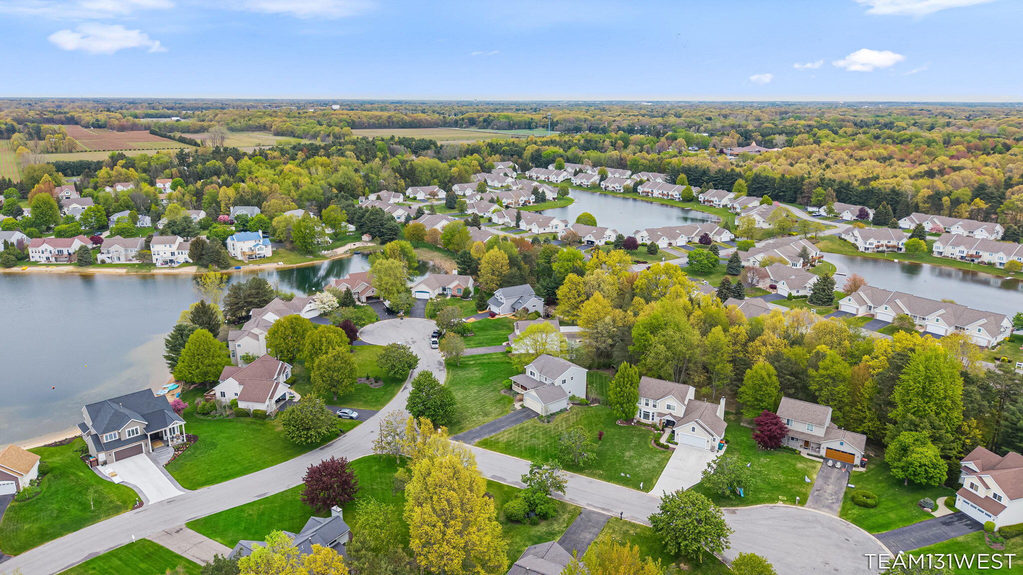 339 Sandy Court Holland MI 49424