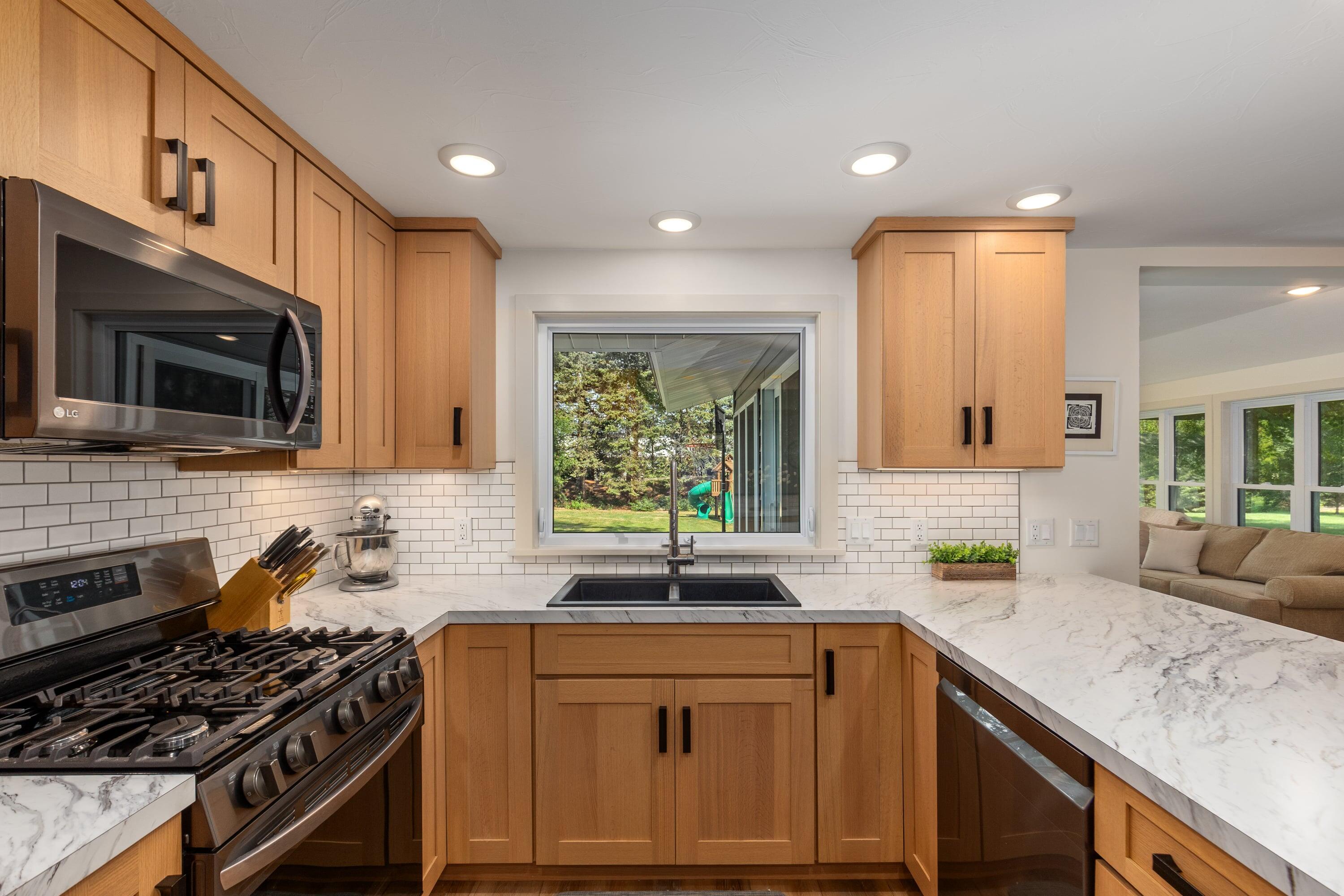 819 E Plainfield Court Zeeland MI 49464
