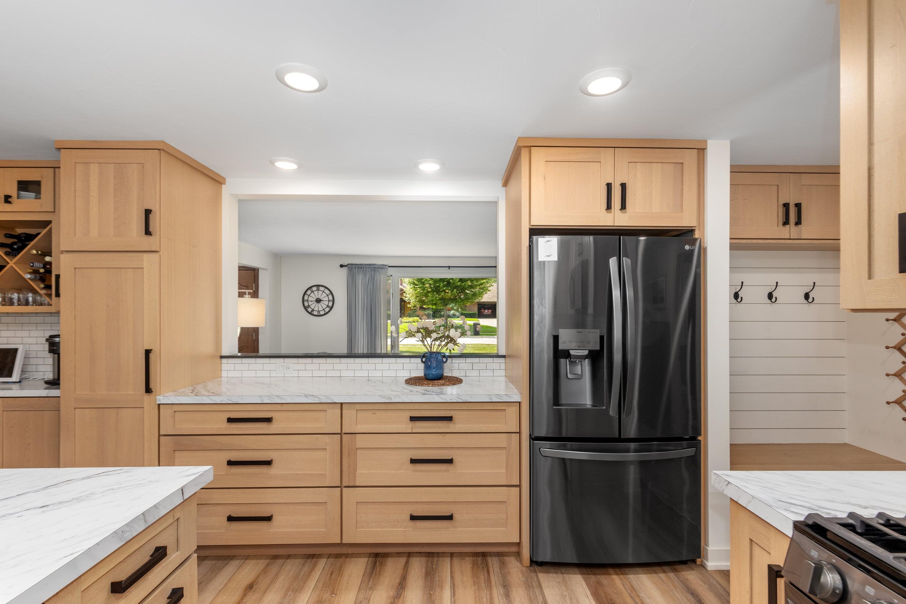 819 E Plainfield Court Zeeland MI 49464