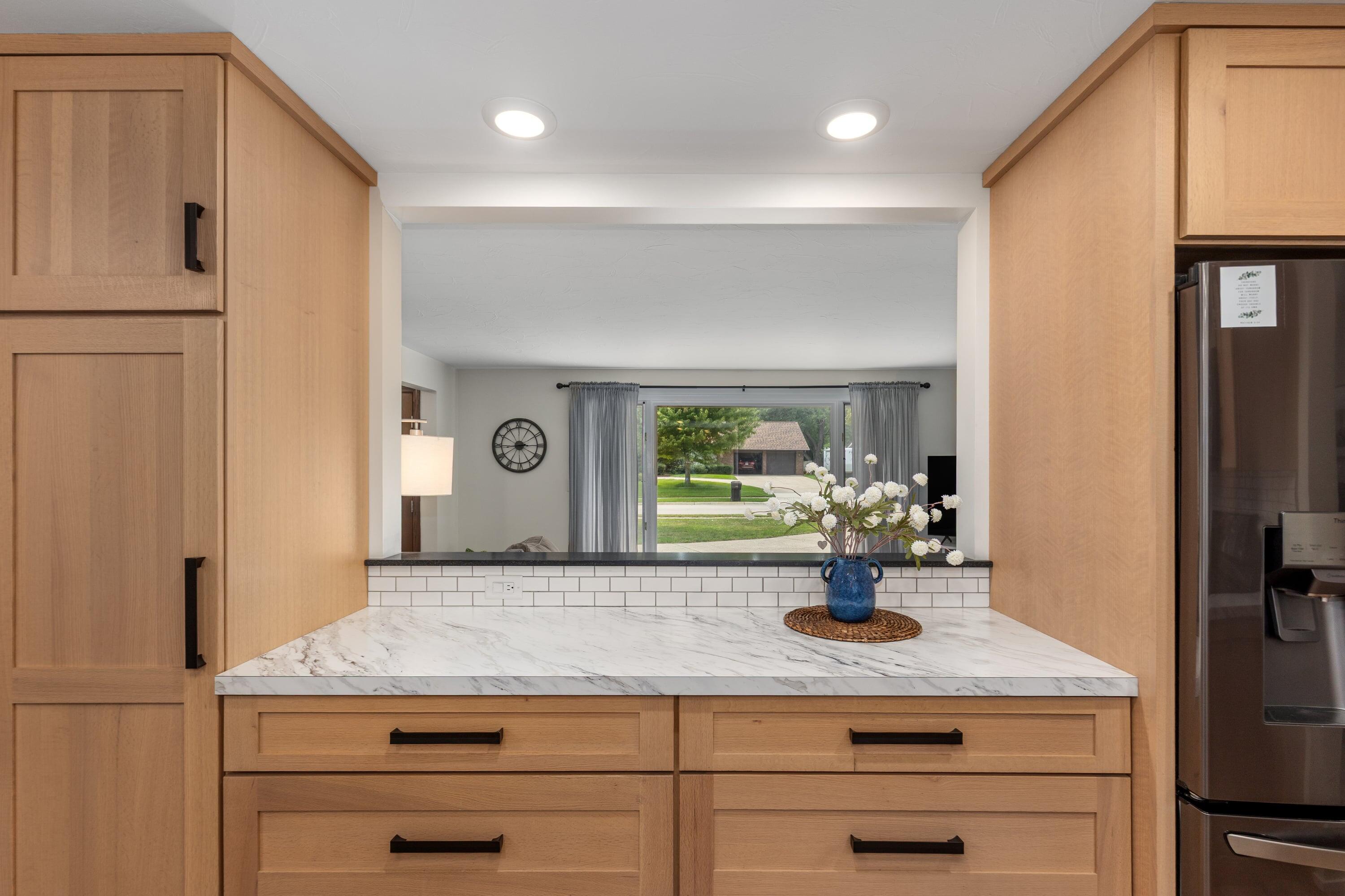 819 E Plainfield Court Zeeland MI 49464