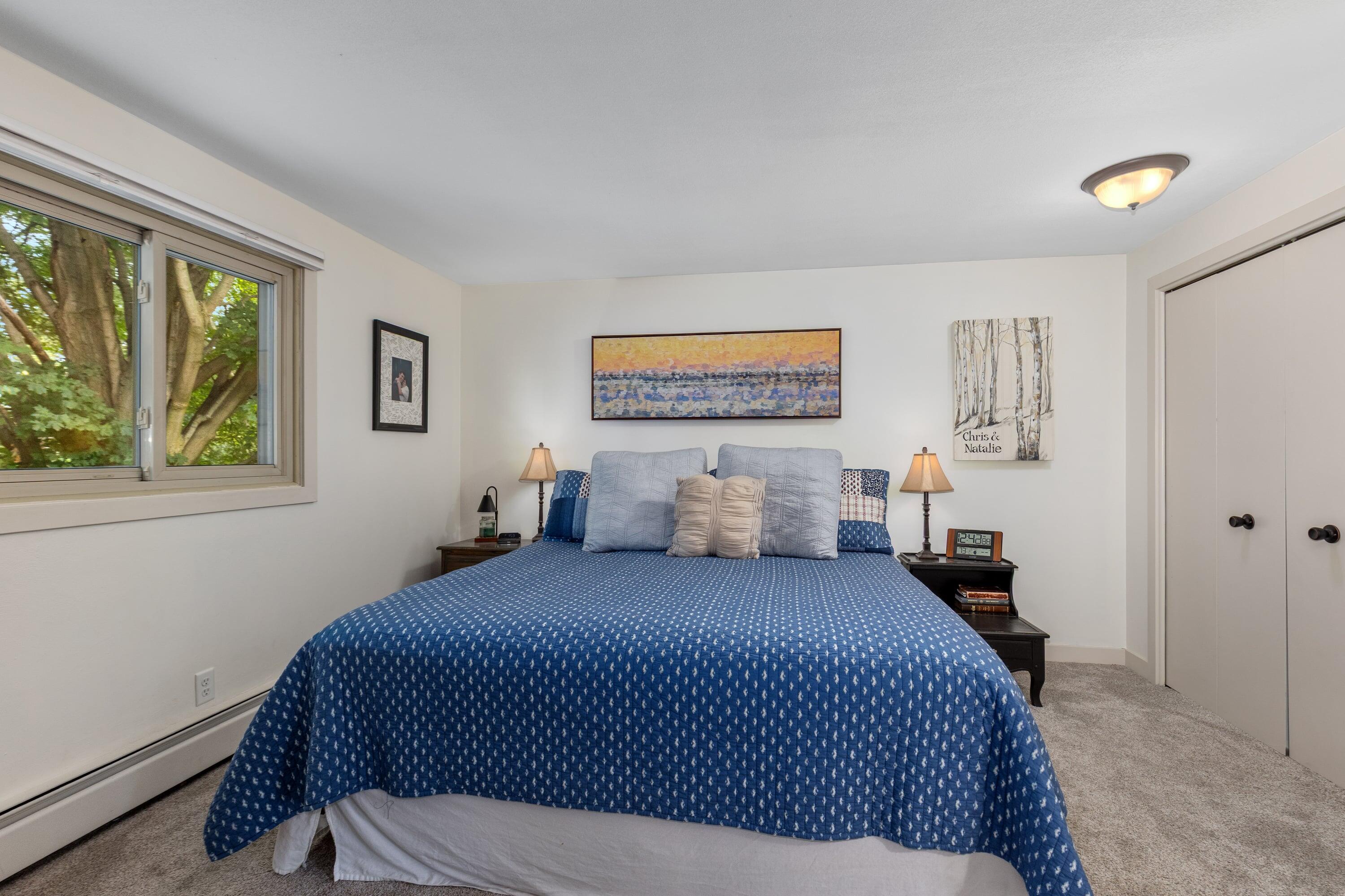 819 E Plainfield Court Zeeland MI 49464