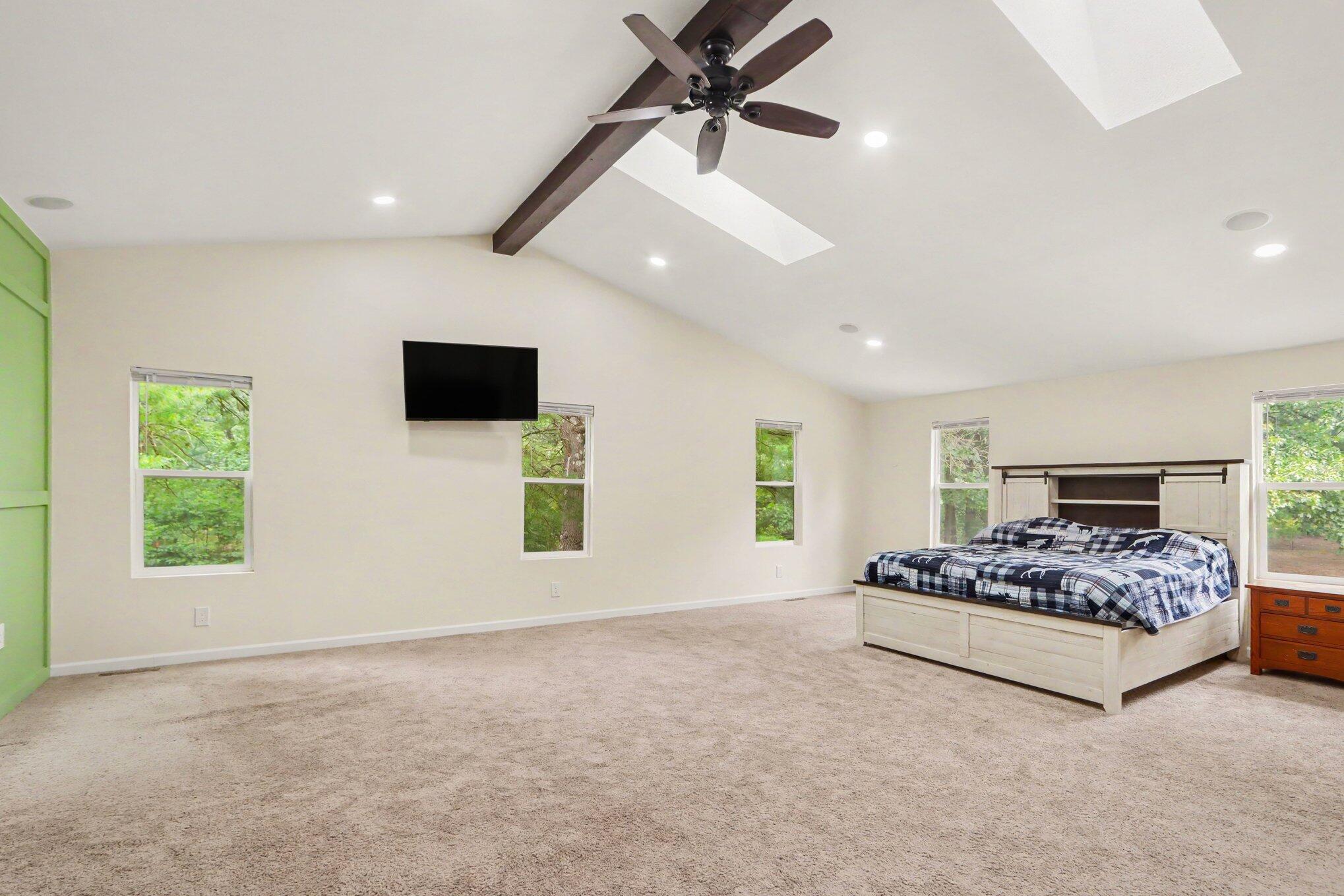 1667 Oakwood Trail Allegan MI 49010