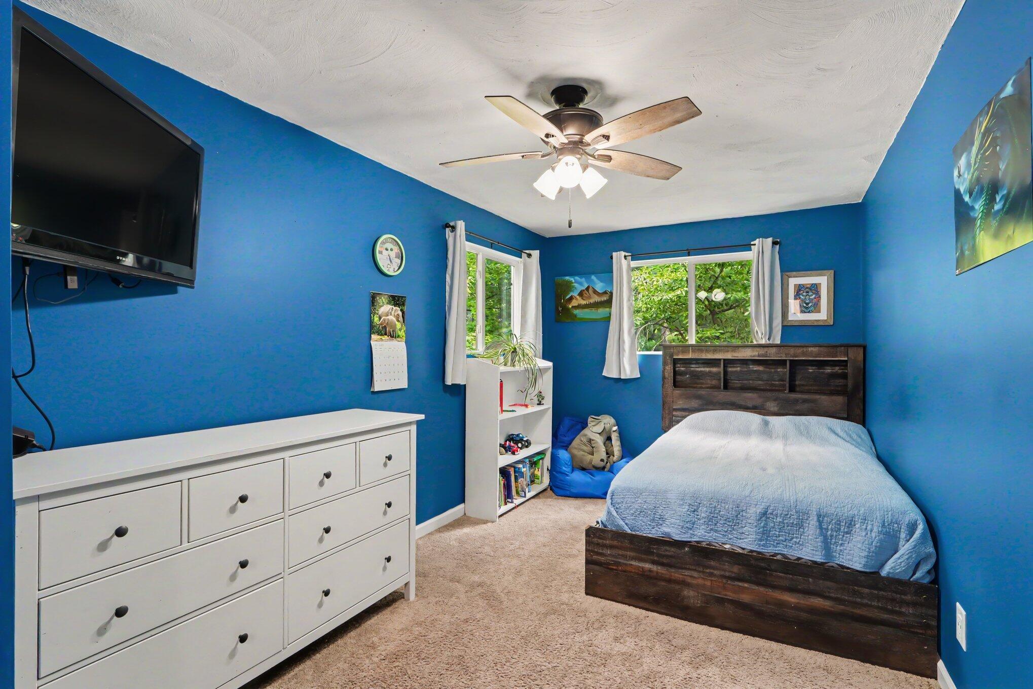 1667 Oakwood Trail Allegan MI 49010