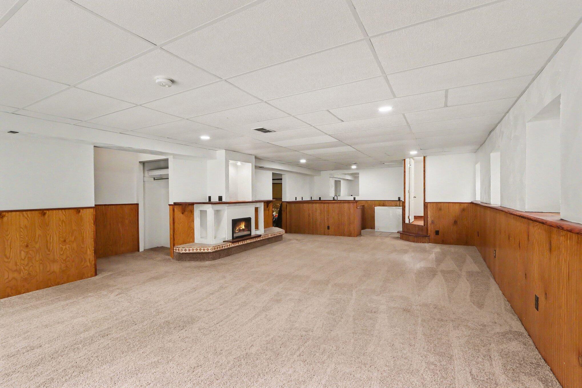 1667 Oakwood Trail Allegan MI 49010