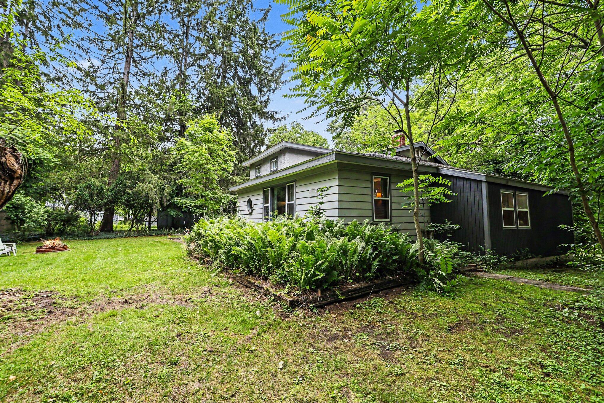 330 Catherine Court Allegan MI 49010