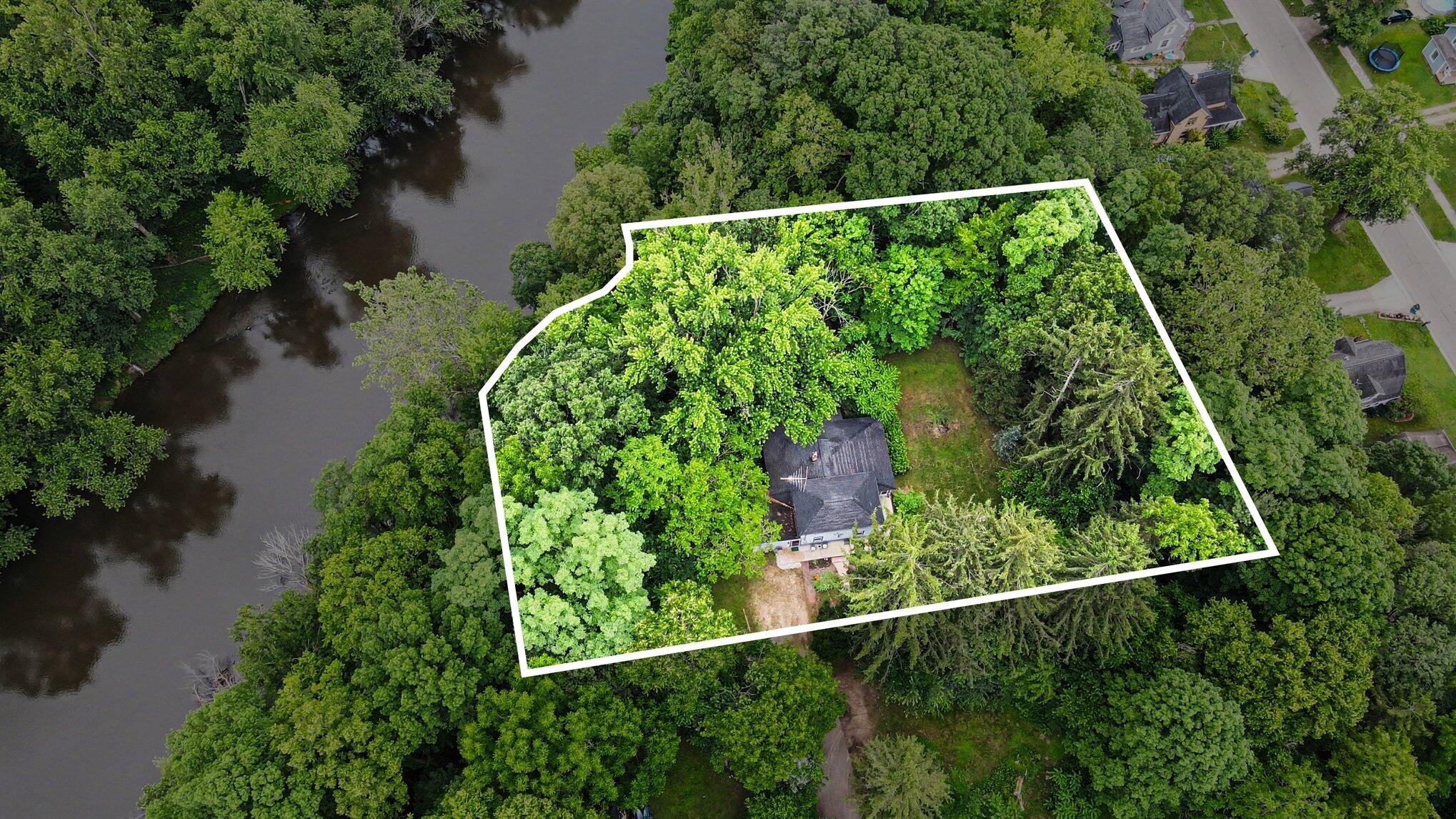 330 Catherine Court Allegan MI 49010