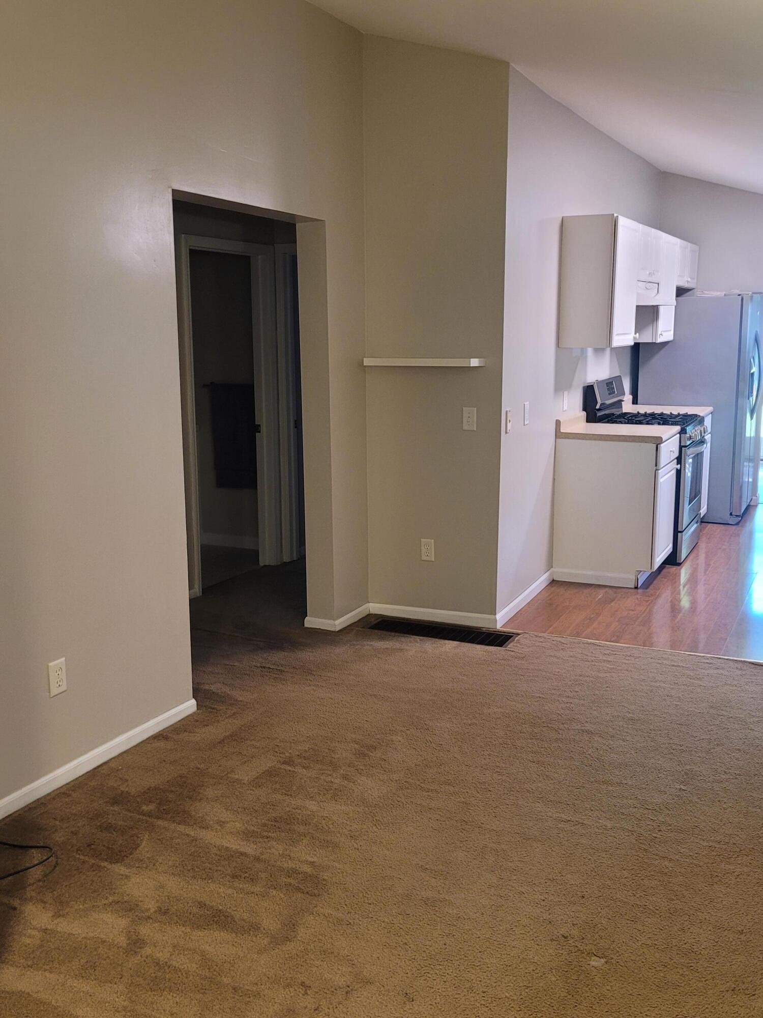 1367 E Summit Avenue Muskegon MI 49444