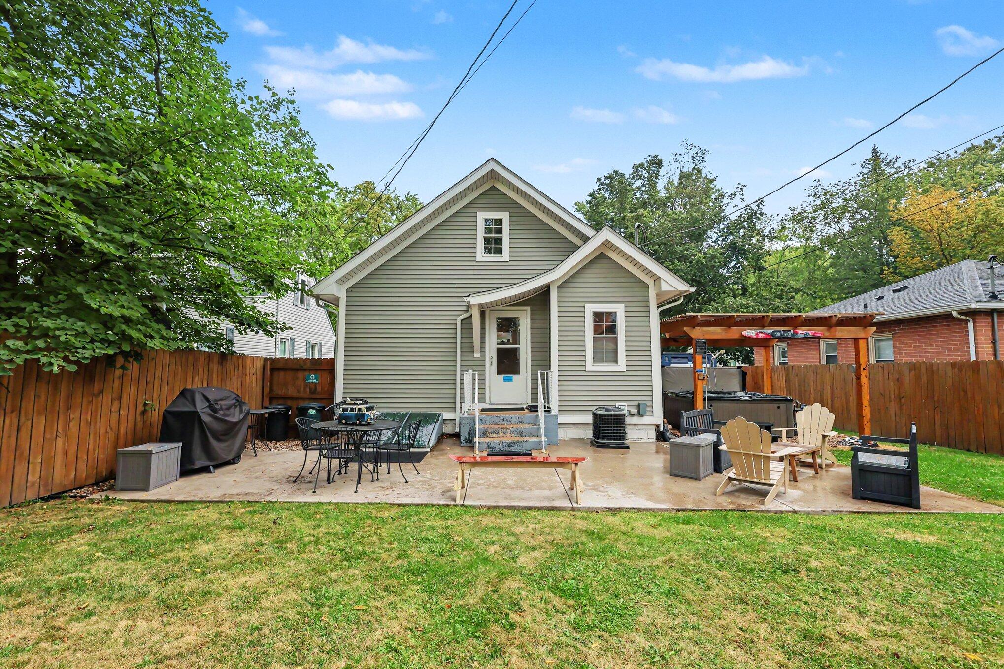 510 Humphrey Street South Haven MI 49090