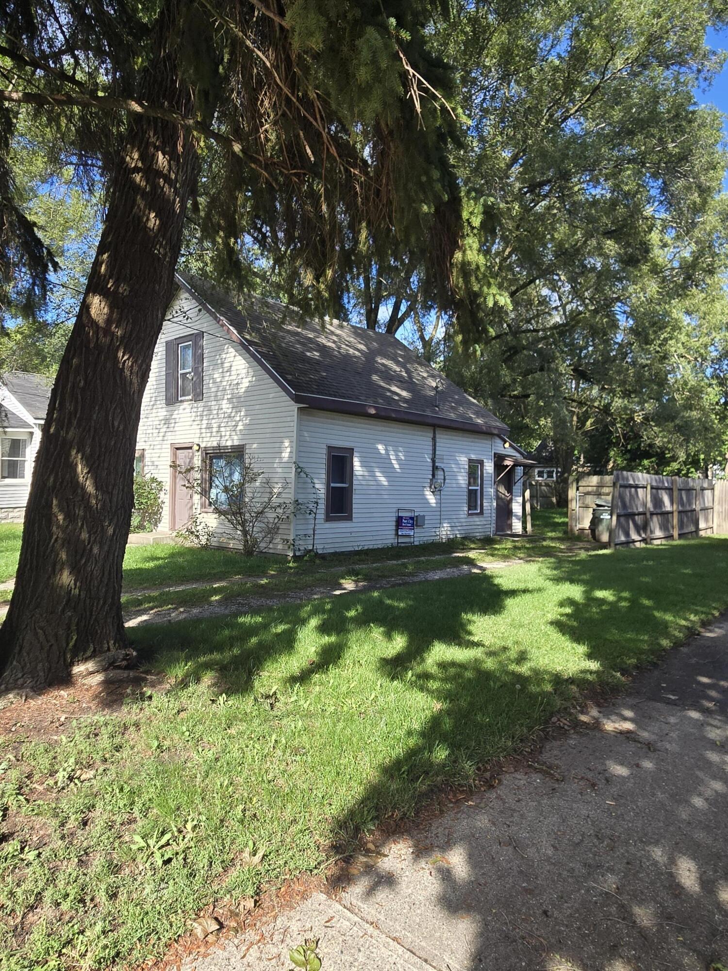 1918 Franklin Street Muskegon MI 49441