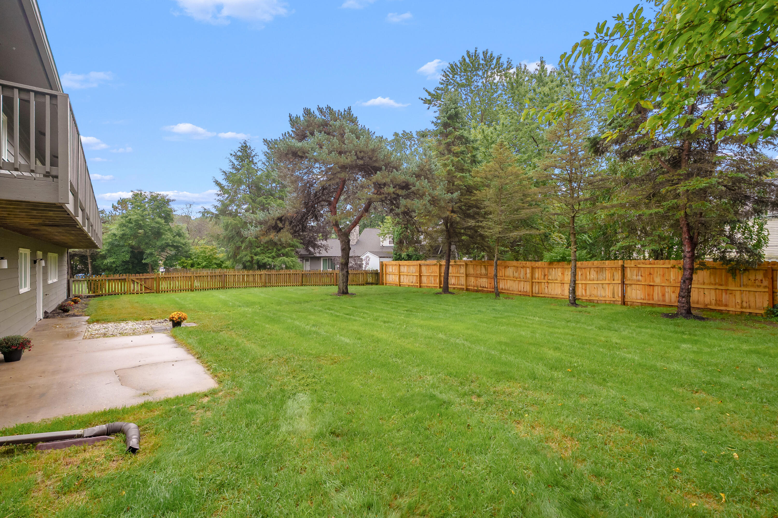 5285 Burning Tree Road Kalamazoo MI 49009
