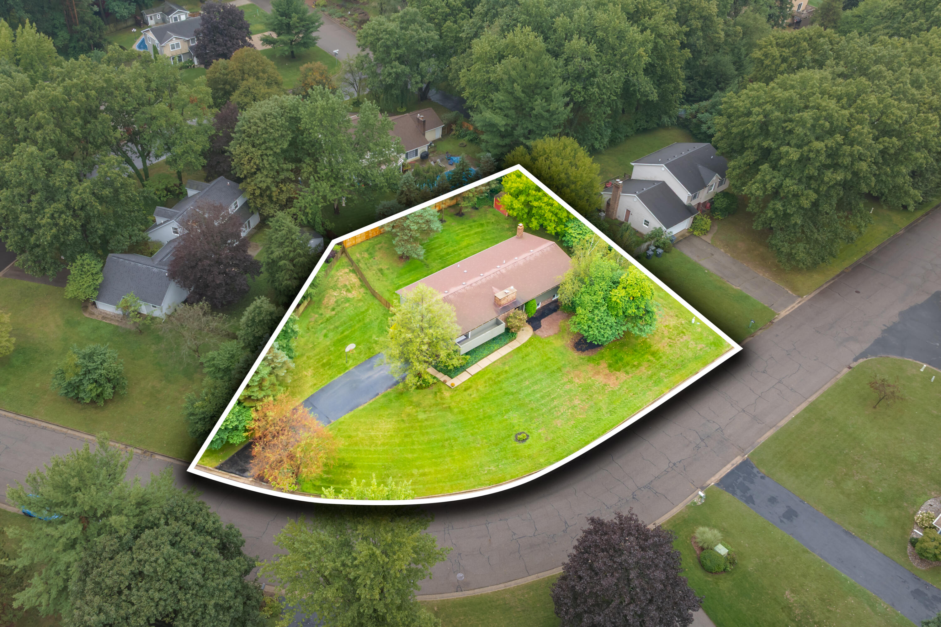 5285 Burning Tree Road Kalamazoo MI 49009