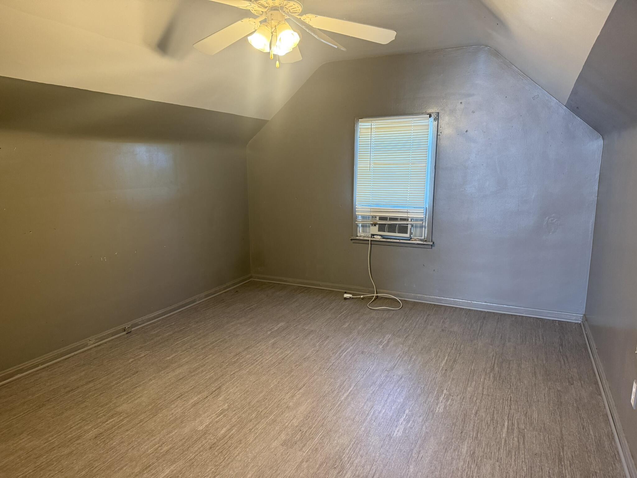 1860 Ray Street Muskegon MI 49442