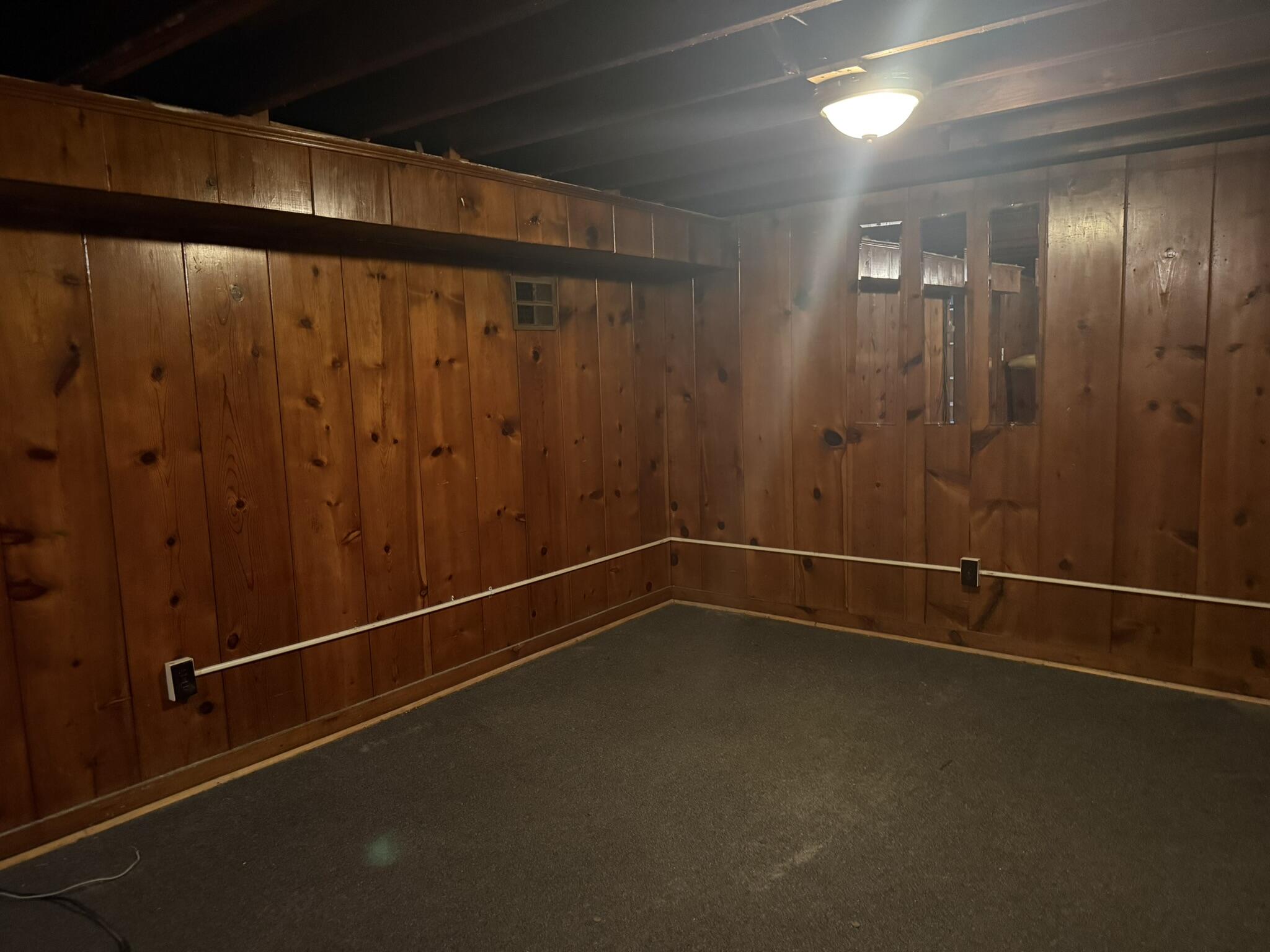1860 Ray Street Muskegon MI 49442