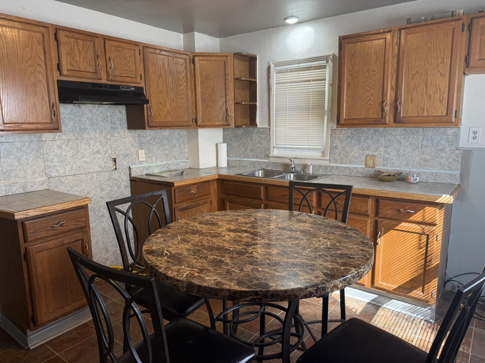 1860 Ray Street Muskegon MI 49442