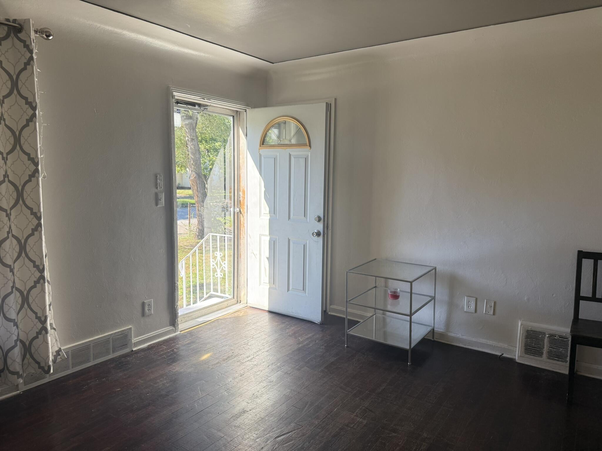 1860 Ray Street Muskegon MI 49442
