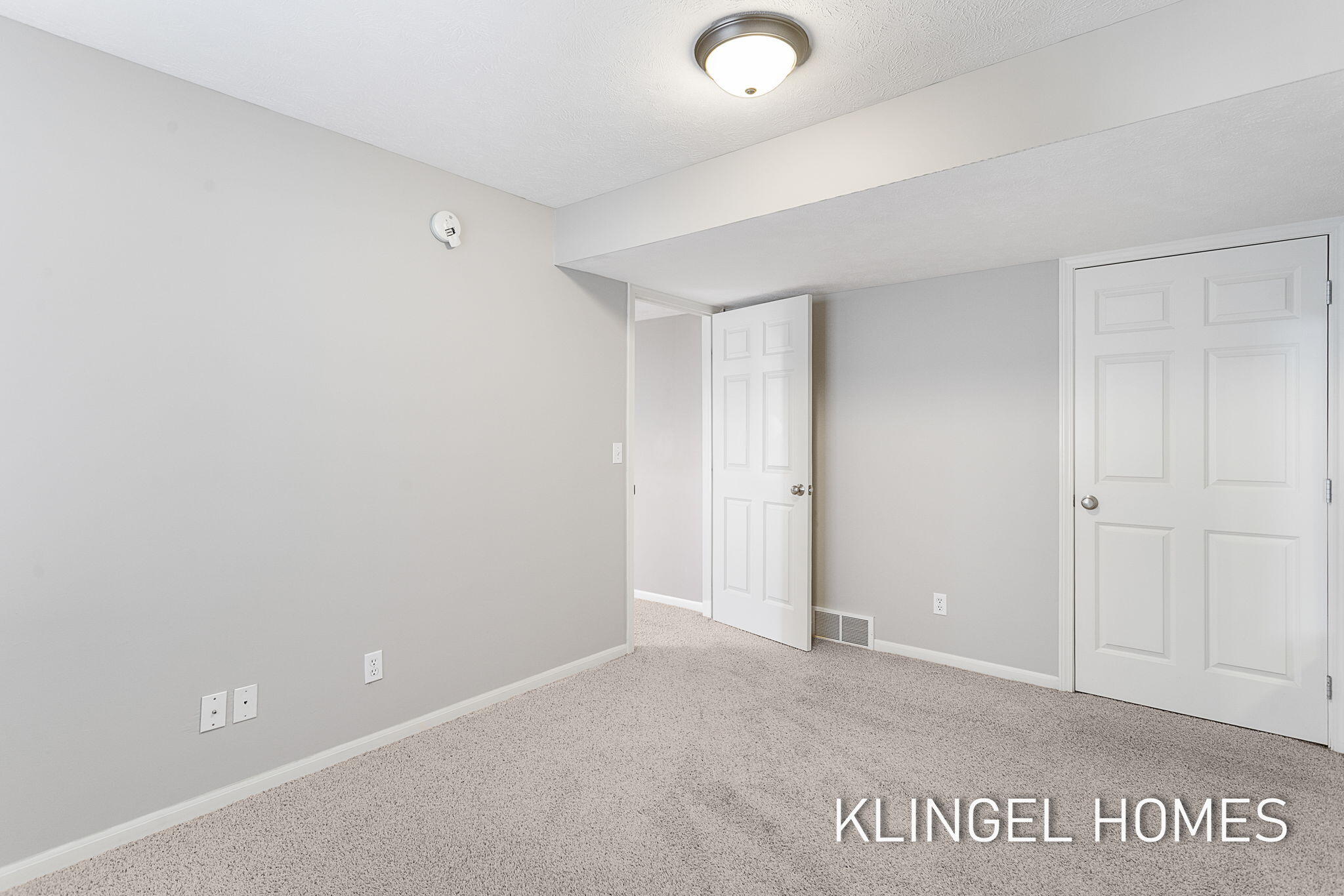 8626 Suntree Lane Zeeland MI 49464