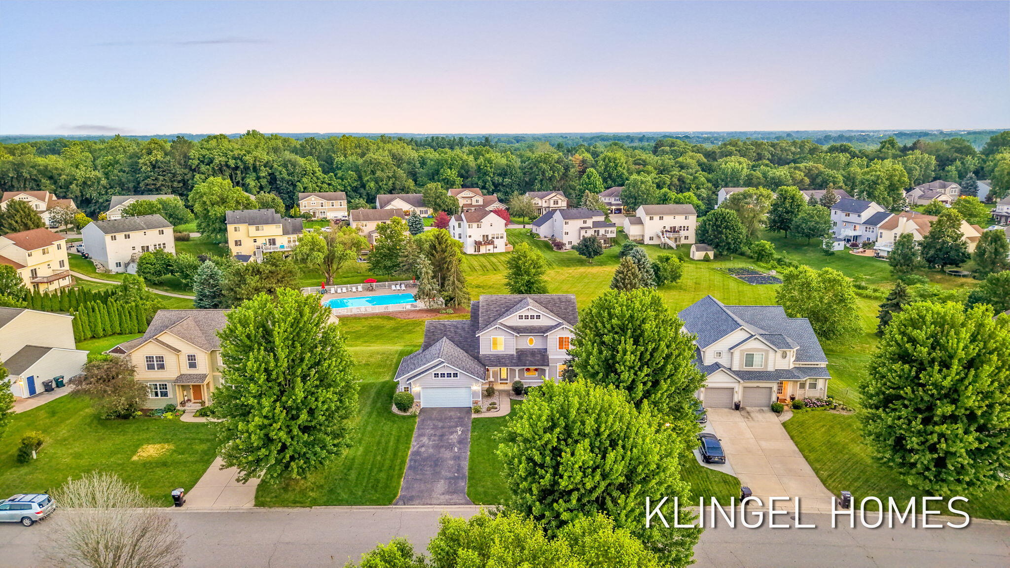 8626 Suntree Lane Zeeland MI 49464