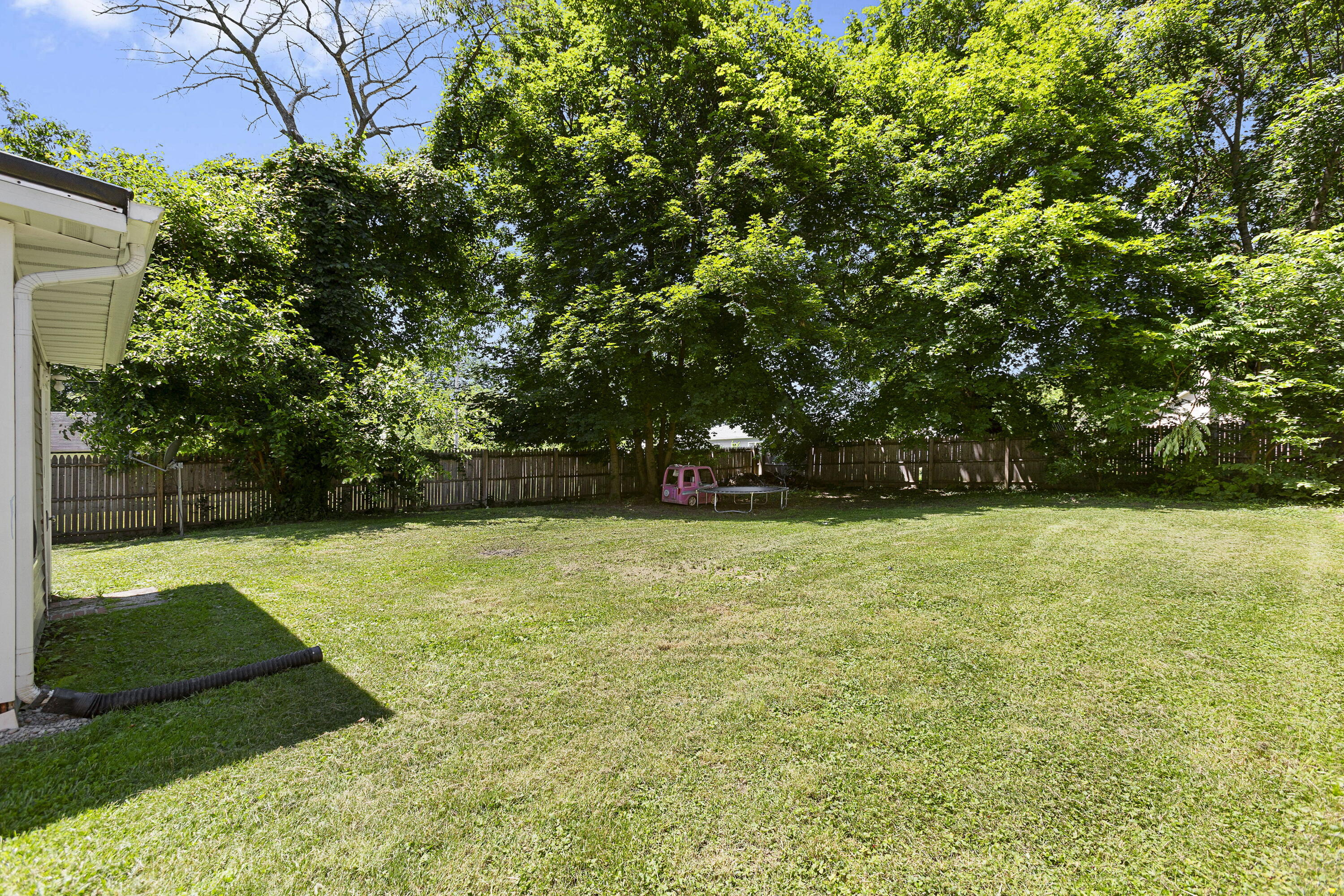313 Elizabeth Street Buchanan MI 49107