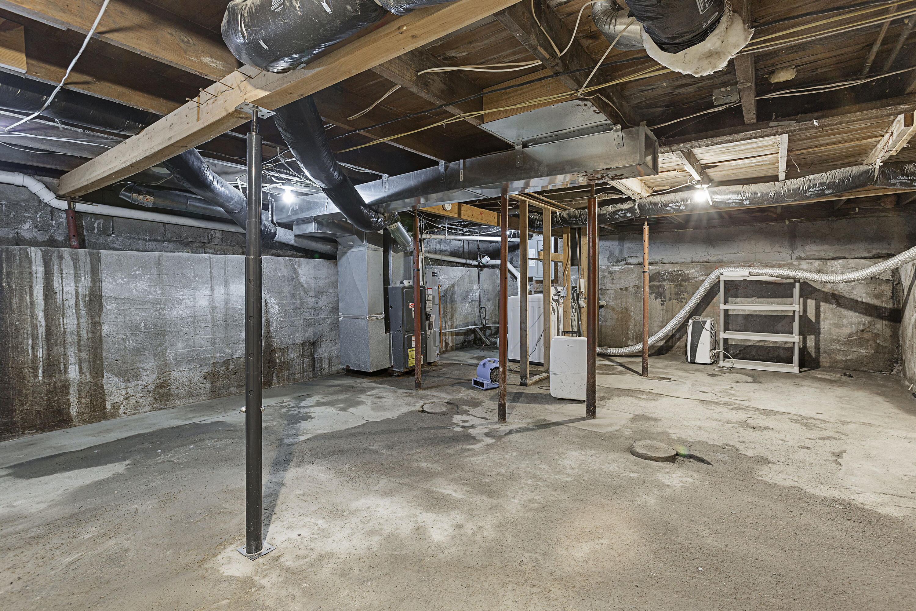 313 Elizabeth Street Buchanan MI 49107