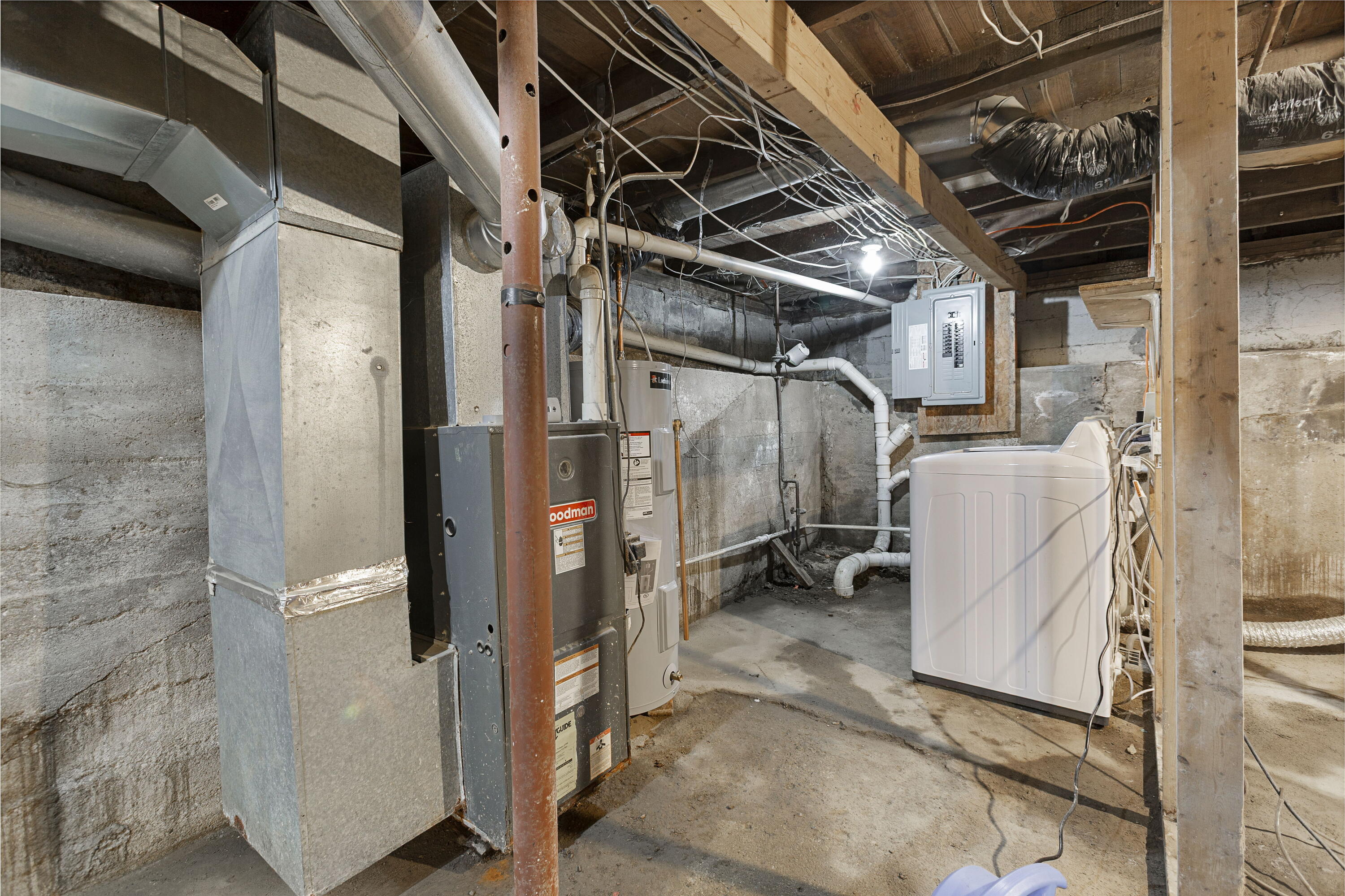 313 Elizabeth Street Buchanan MI 49107