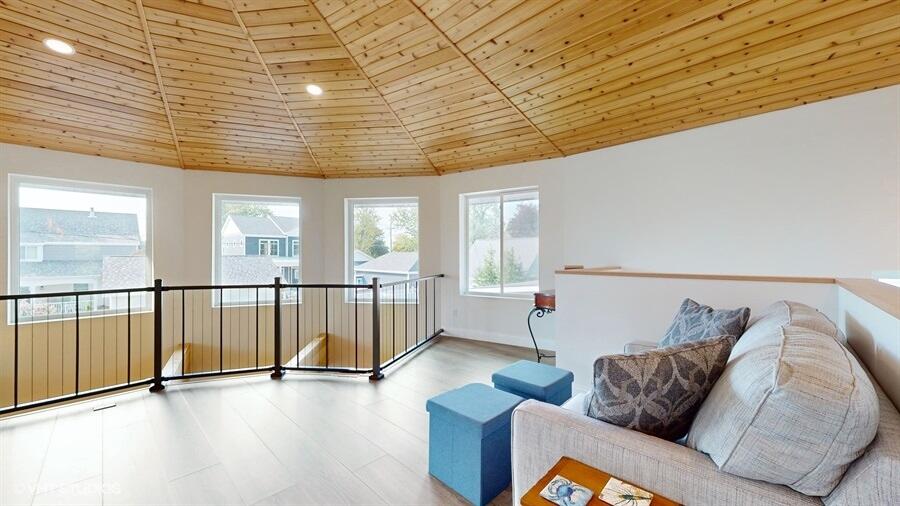 345 Park Avenue South Haven MI 49090