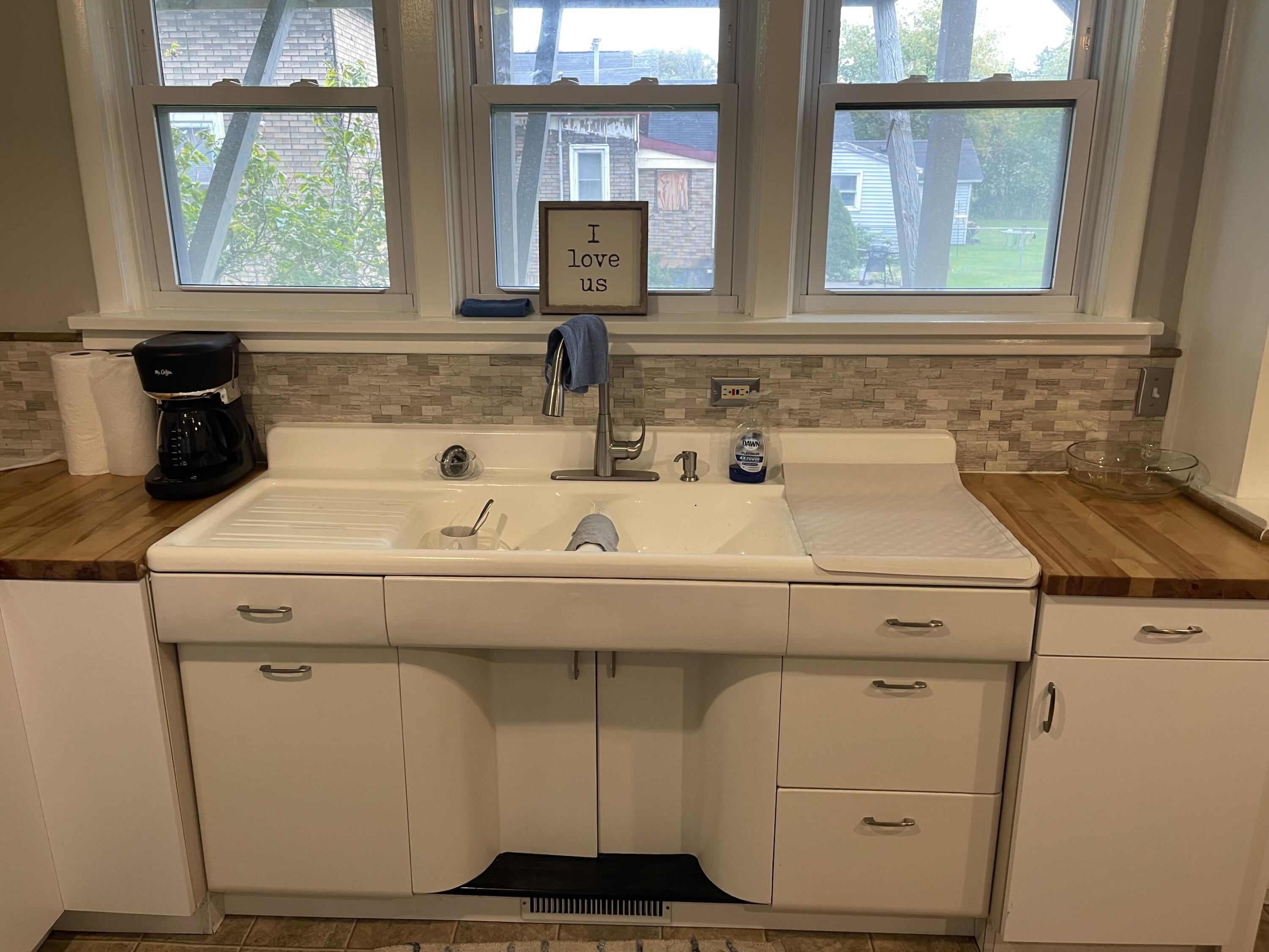109 W Melendy Street Ludington MI 49431