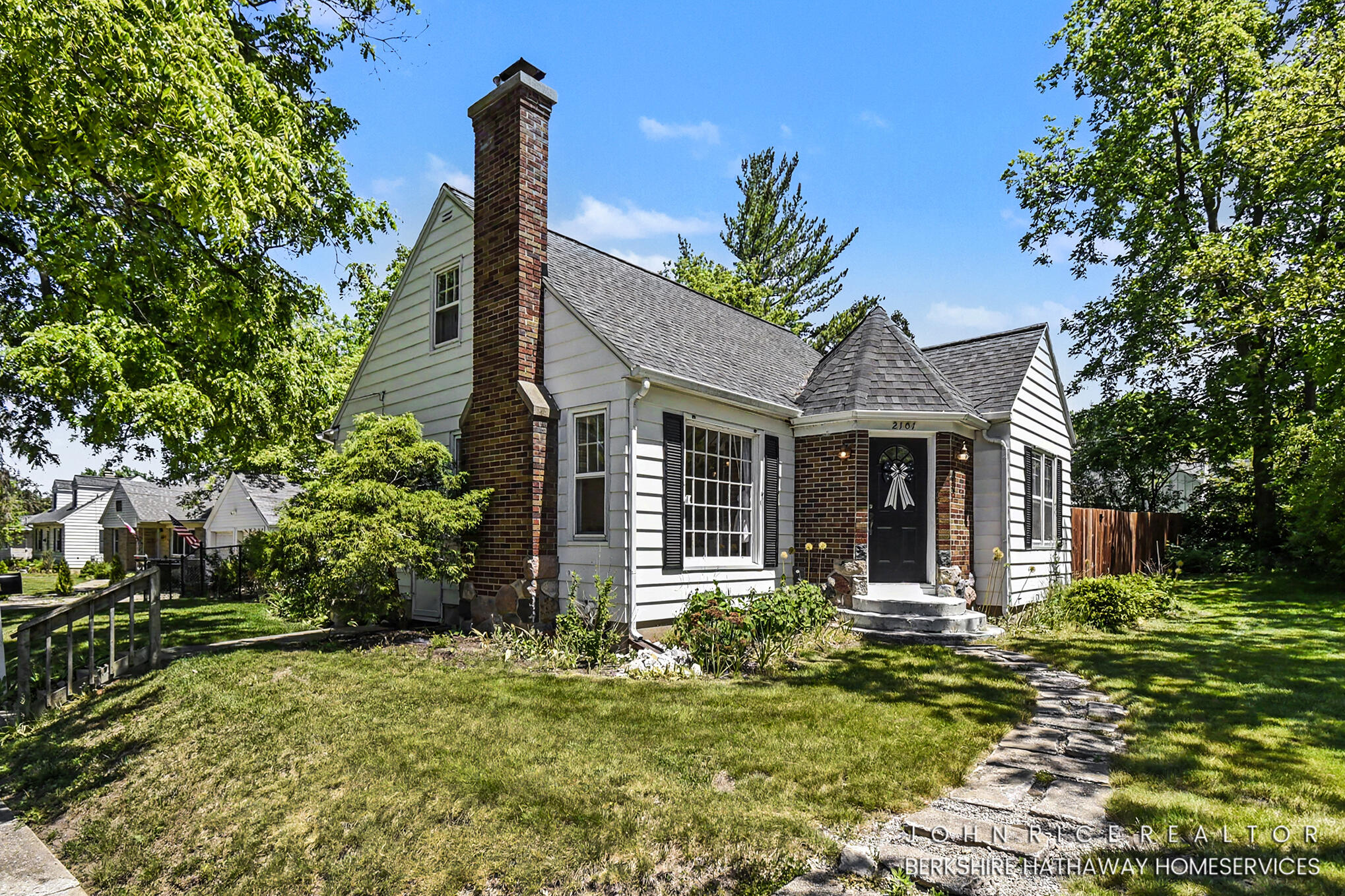 2101 Boston Street SE Grand Rapids MI 49506
