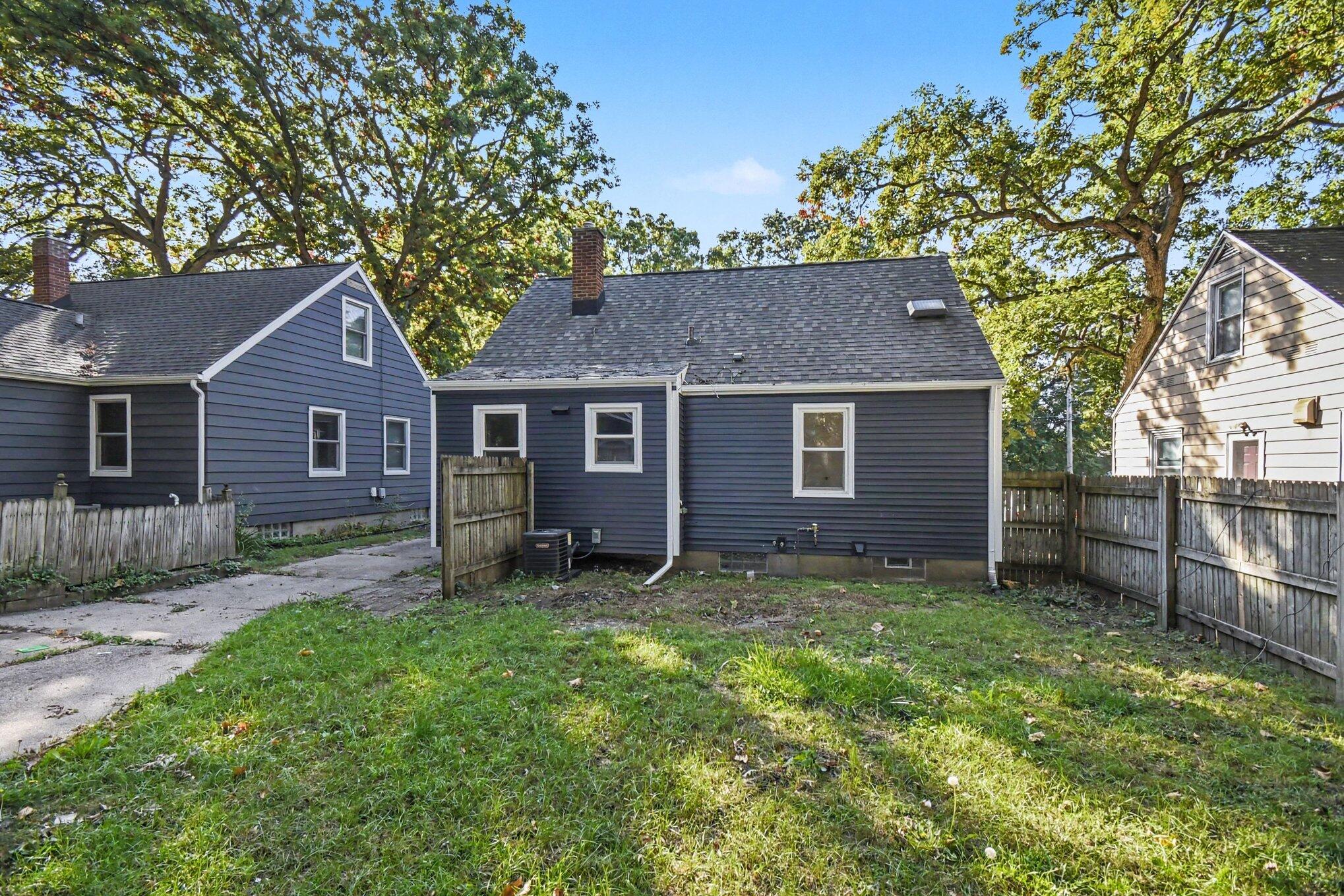 1419 Linwood Street SE Grand Rapids MI 49507