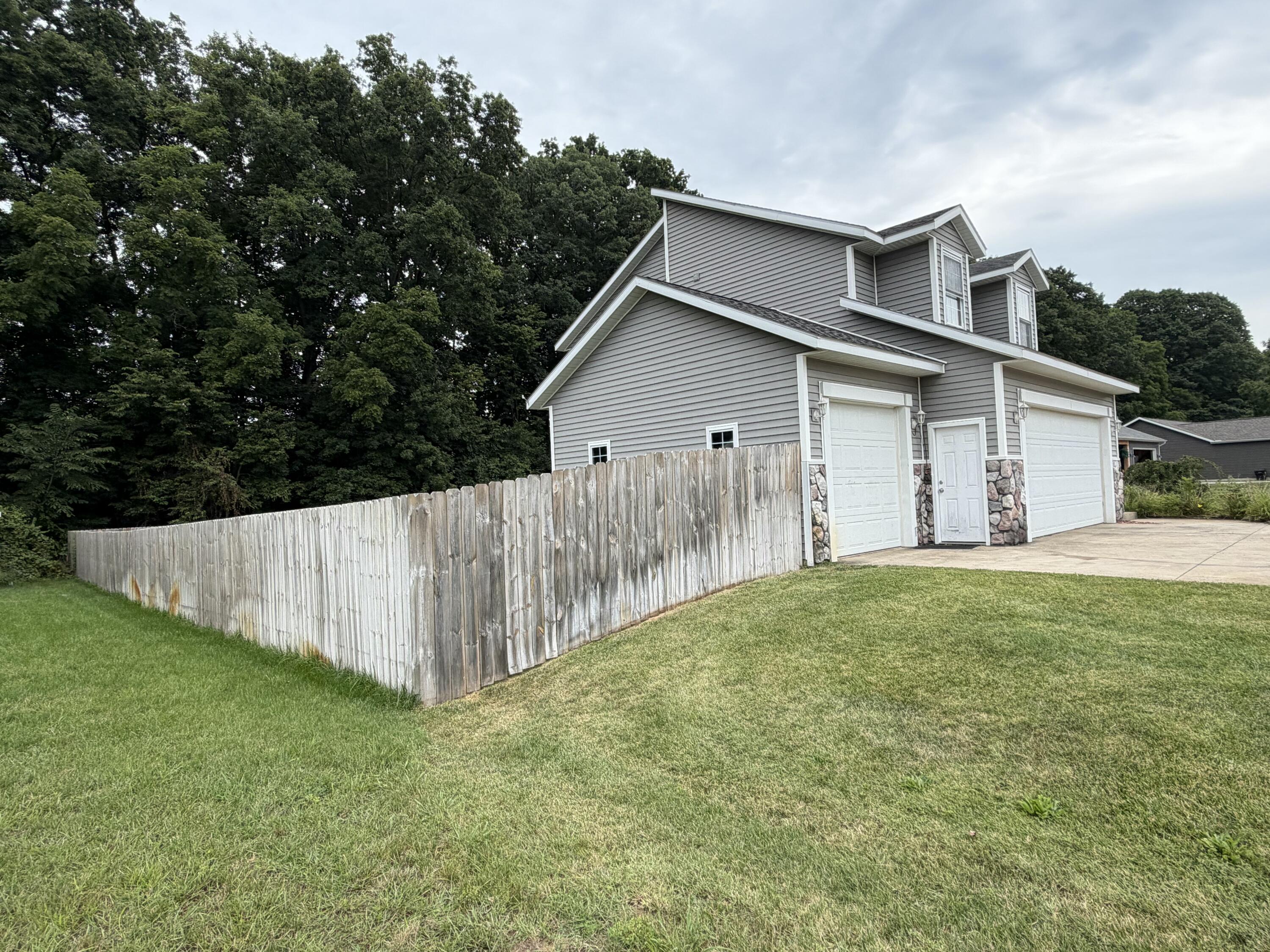 3221 Fairhaven Drive Allegan MI 49010