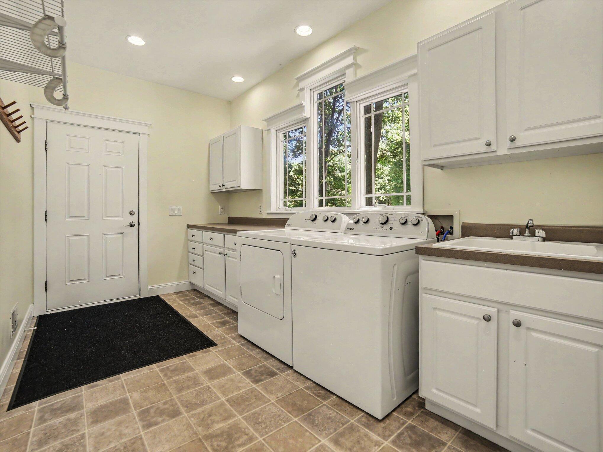 1561 N Wooded Lake Drive Ludington MI 49431