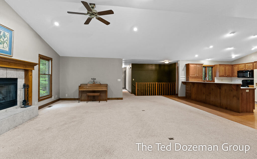 16565 Greenly Street Holland MI 49424