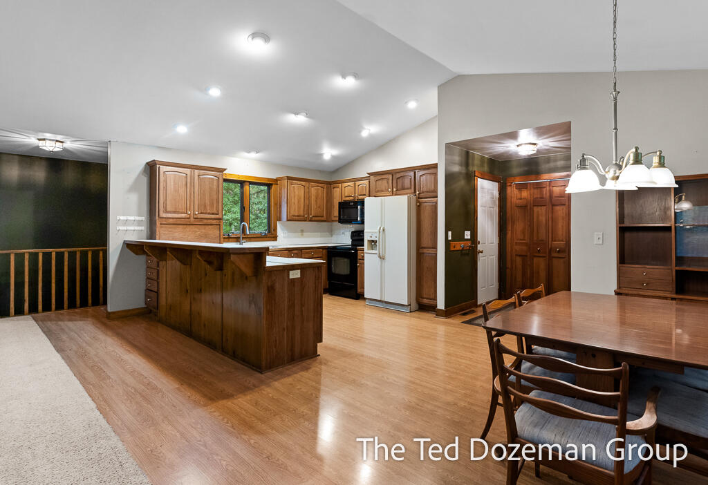 16565 Greenly Street Holland MI 49424