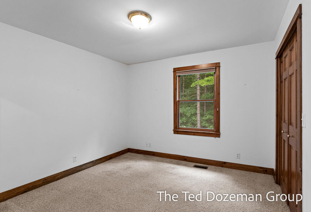 16565 Greenly Street Holland MI 49424