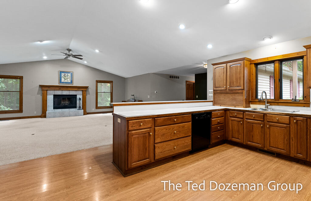16565 Greenly Street Holland MI 49424