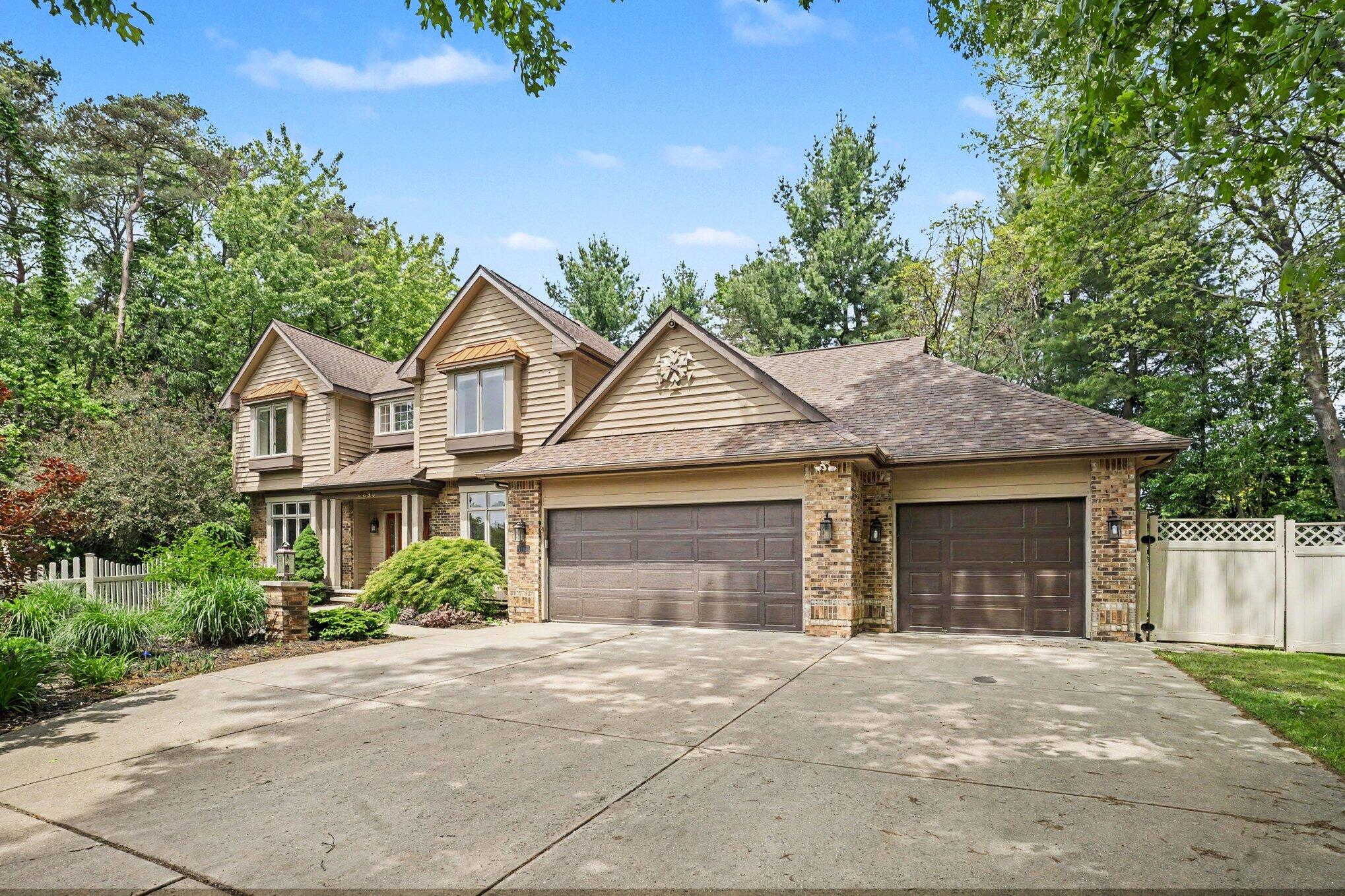 5390 Saddle Club Drive Kalamazoo MI 49009