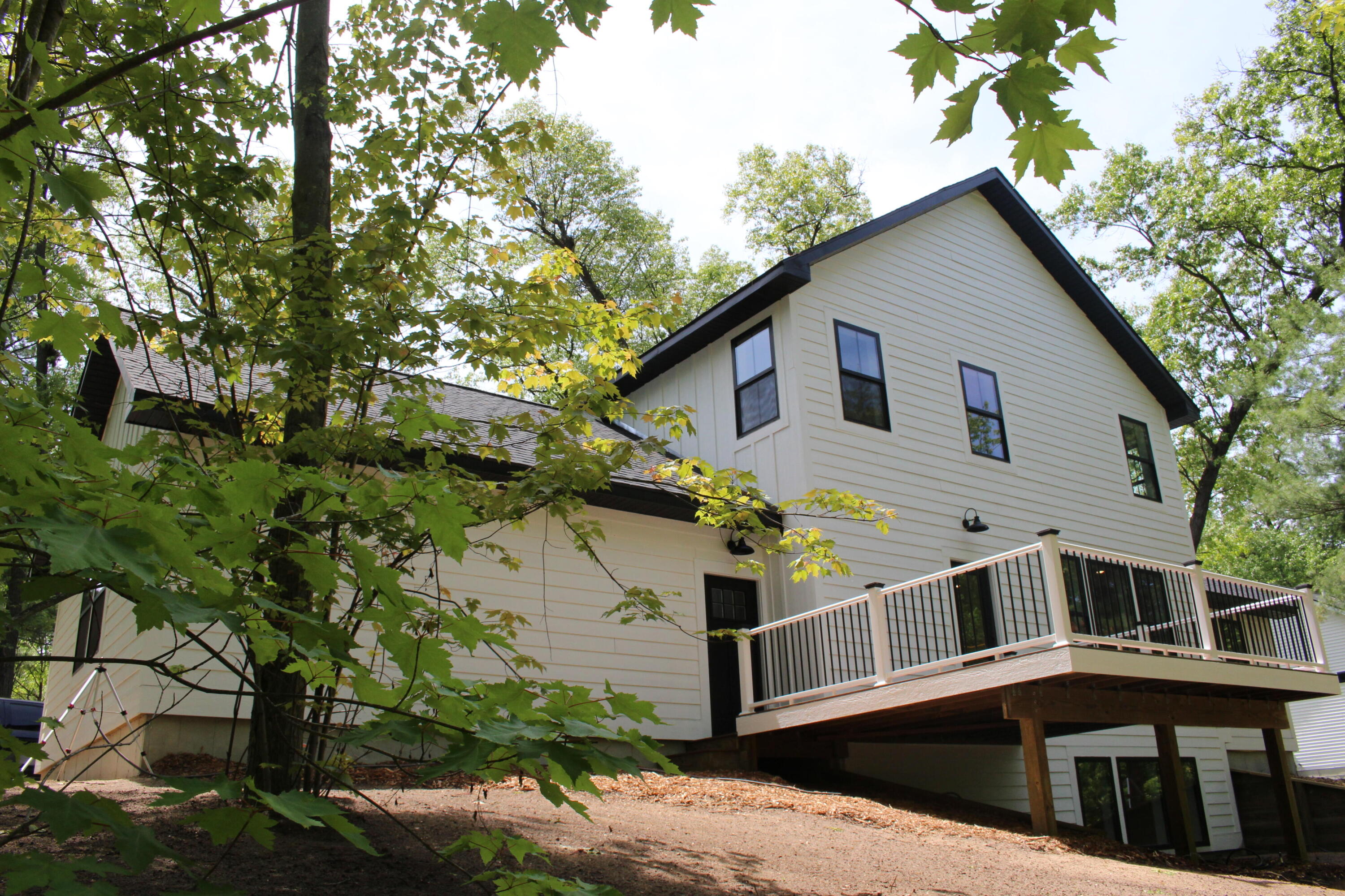 3352 White Eagle Muskegon MI 49442