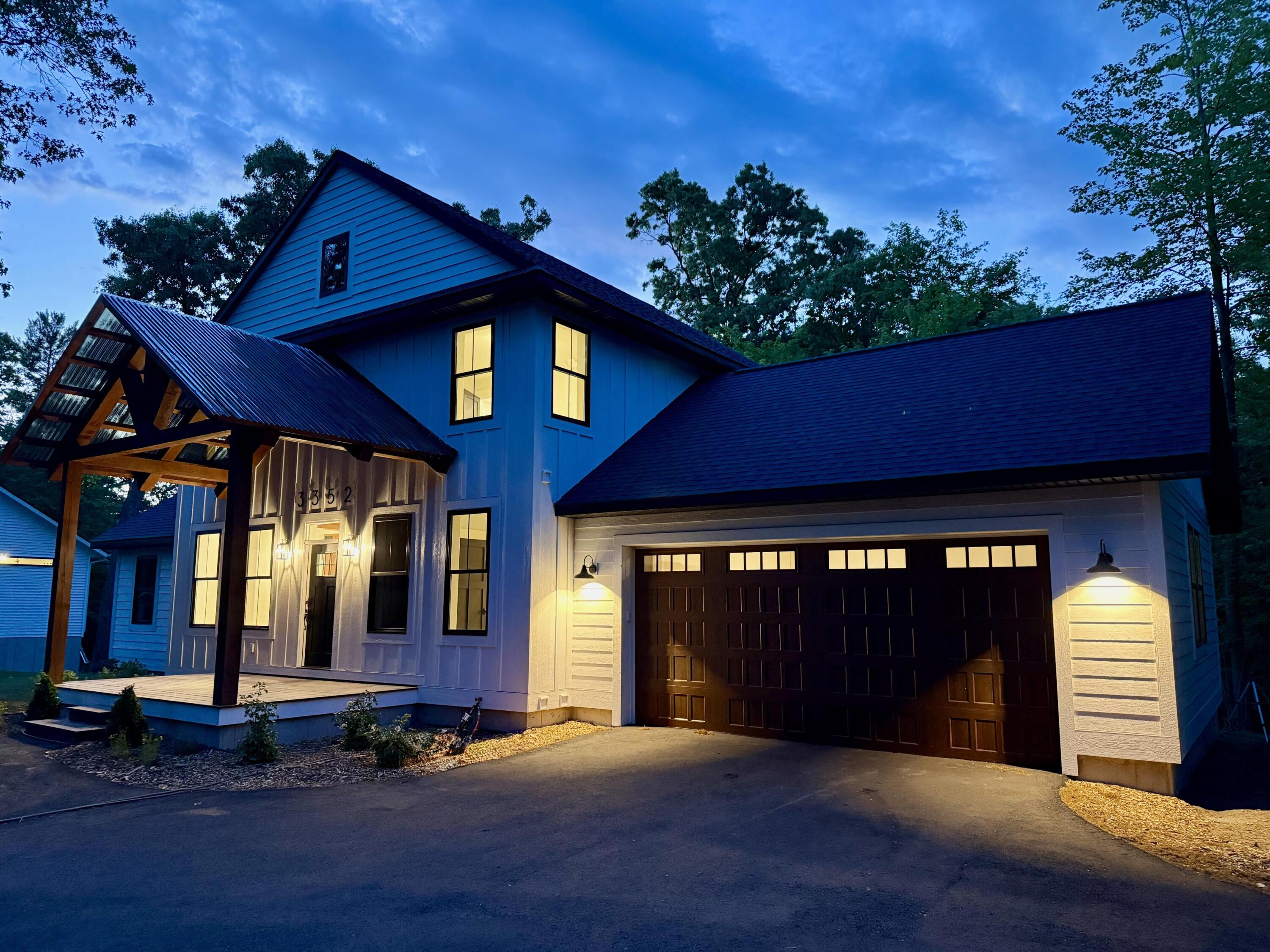 3352 White Eagle Muskegon MI 49442