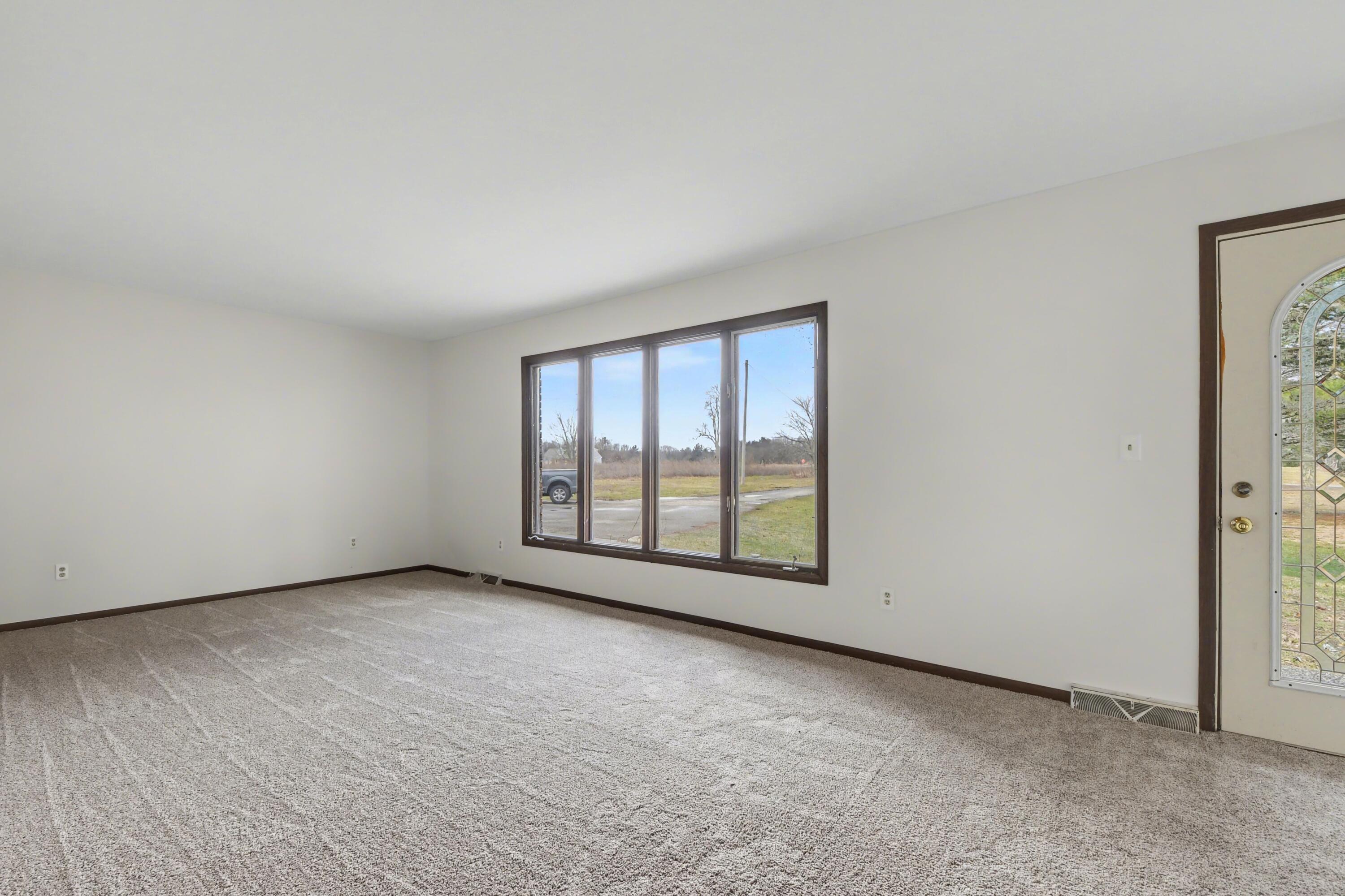 11400 Tefft Avenue NE Rockford MI 49341