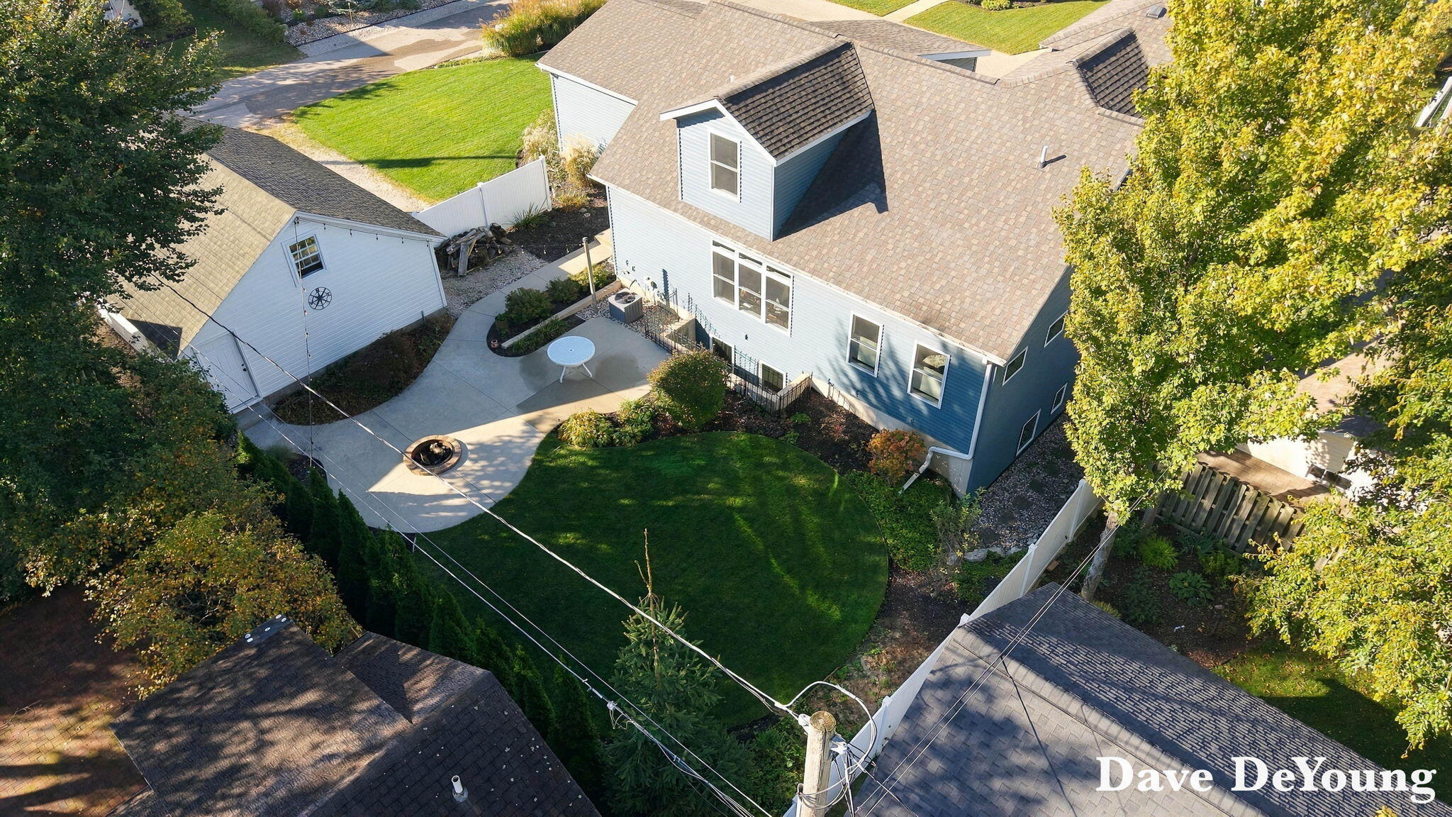 543 Lake Drive Holland MI 49423