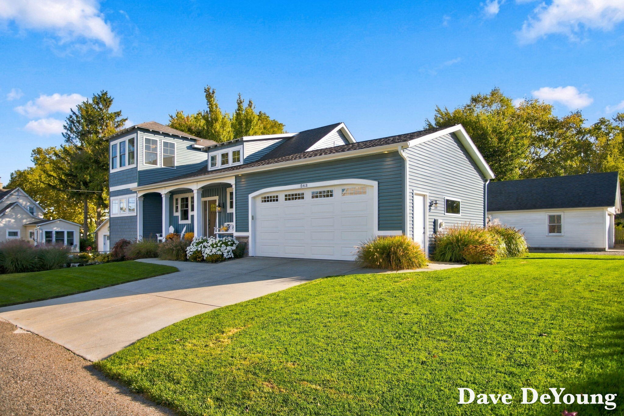 543 Lake Drive Holland MI 49423