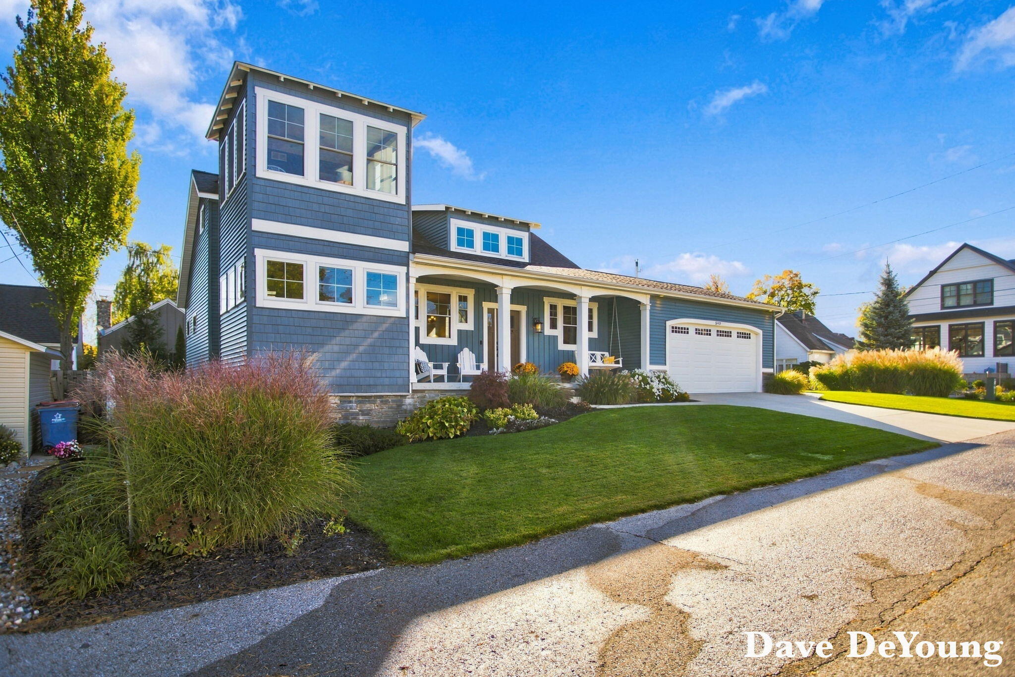 543 Lake Drive Holland MI 49423