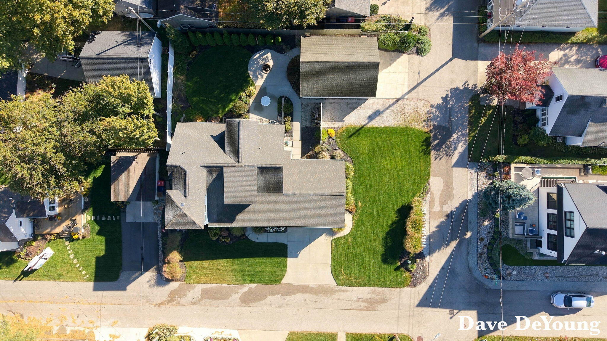 543 Lake Drive Holland MI 49423