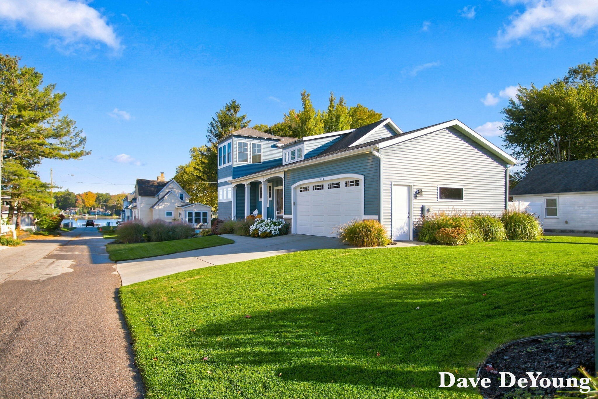 543 Lake Drive Holland MI 49423