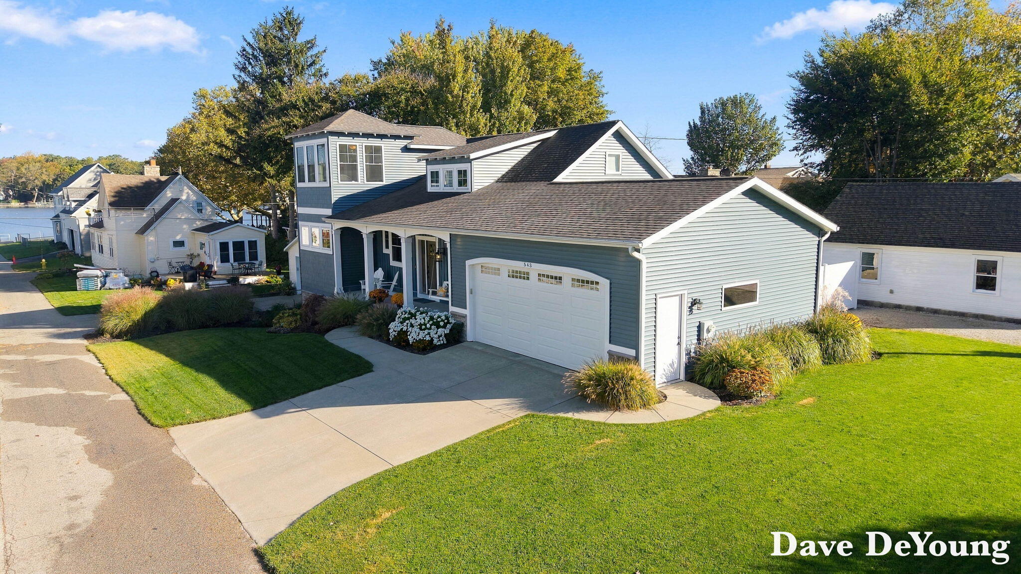 543 Lake Drive Holland MI 49423