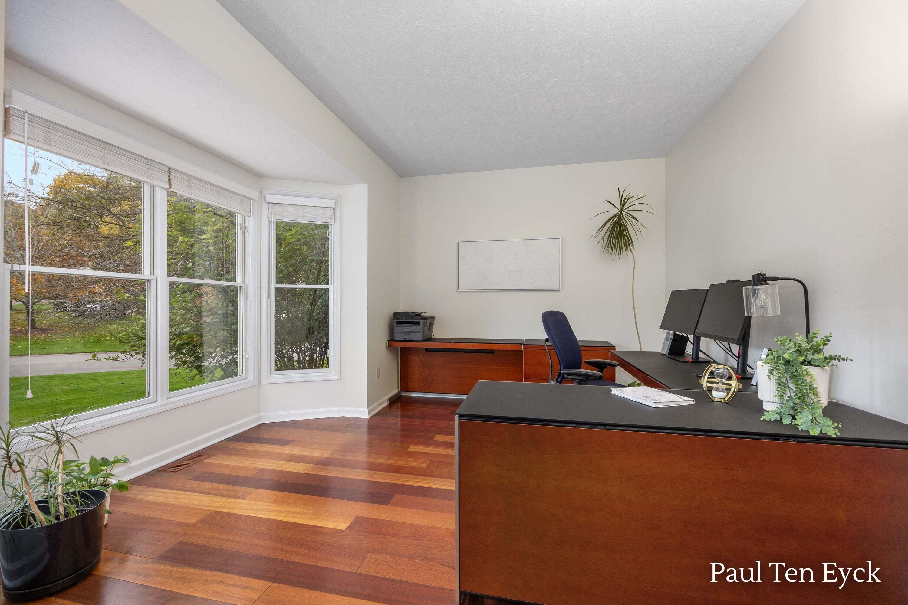 7069 Maplecrest Drive SE Grand Rapids MI 49546
