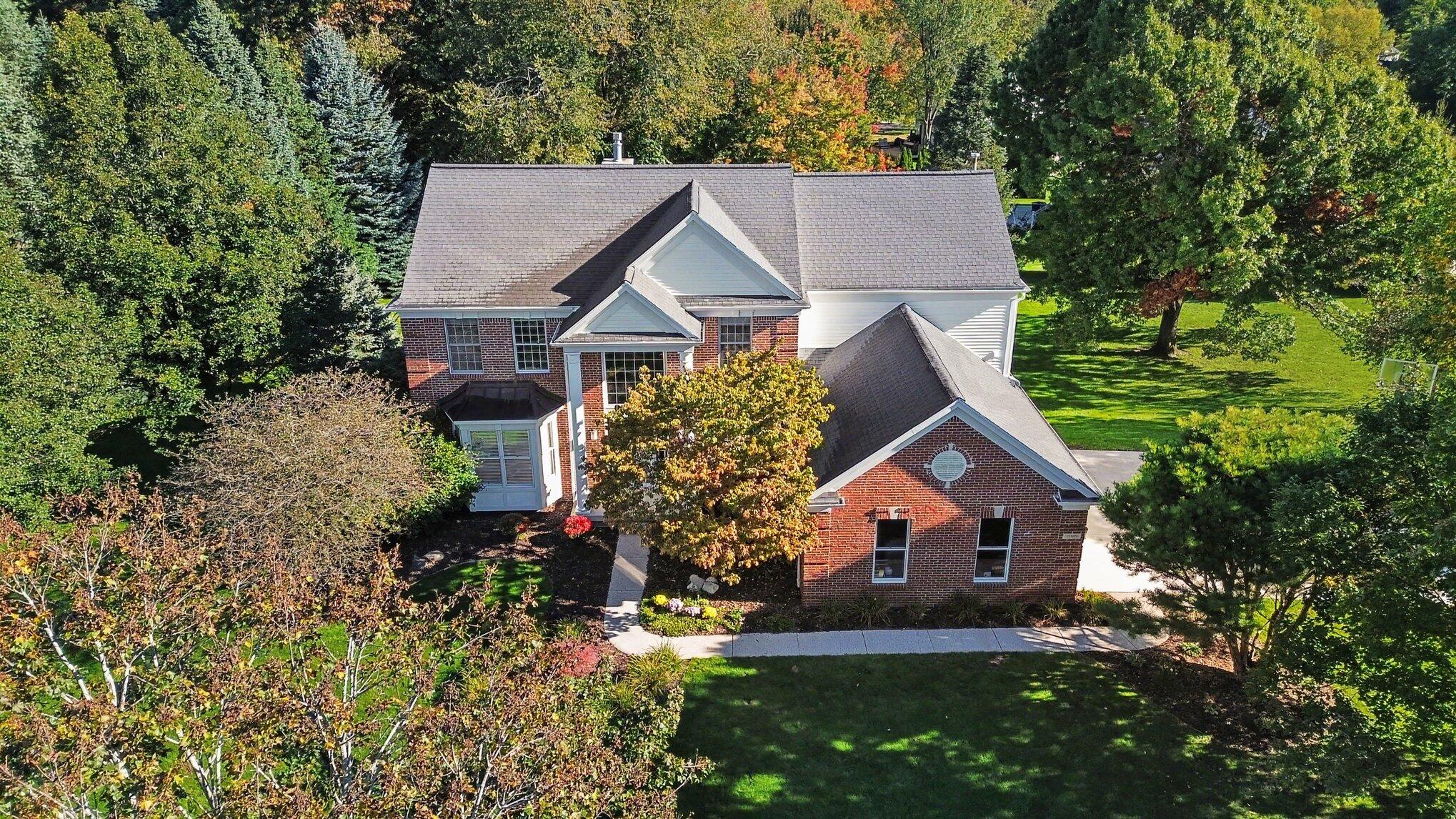 7069 Maplecrest Drive SE Grand Rapids MI 49546