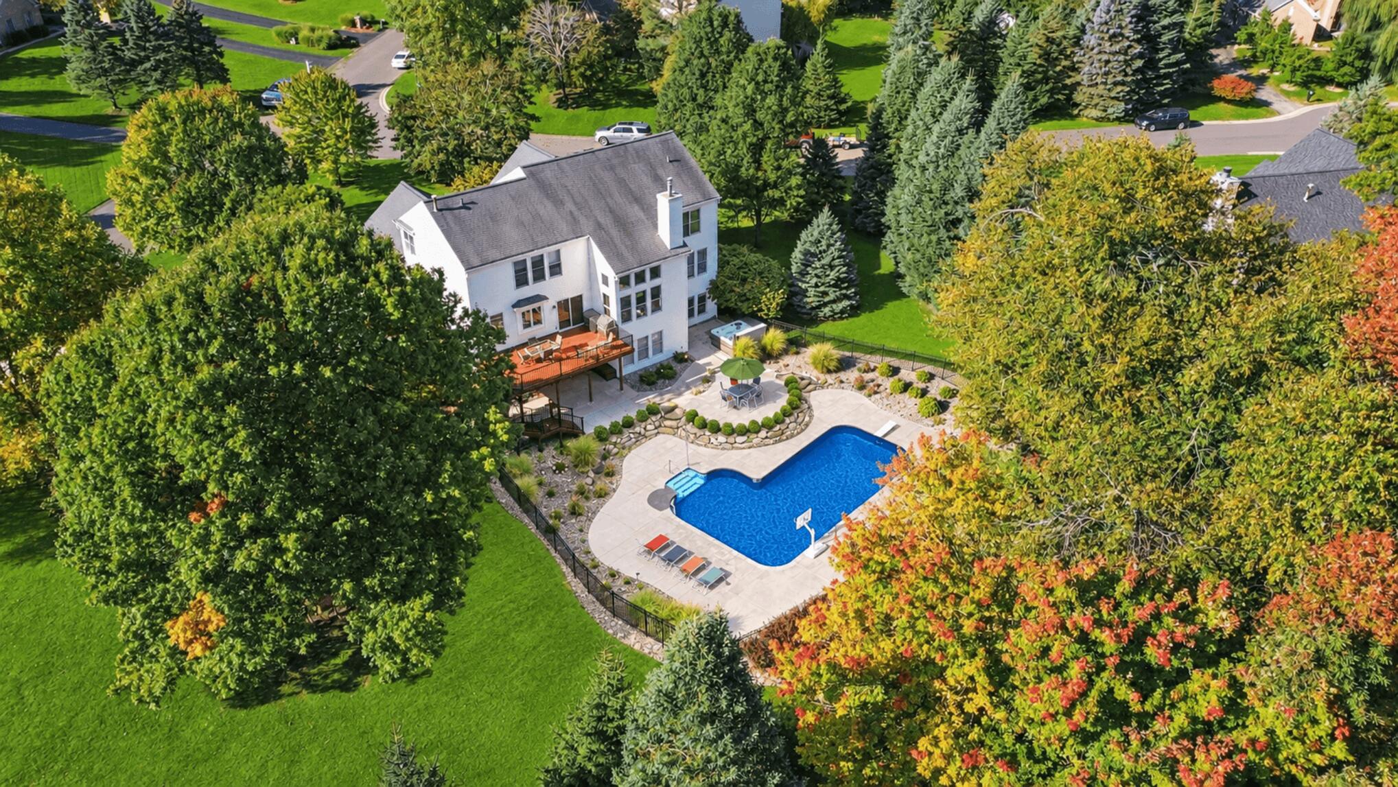 7069 Maplecrest Drive SE Grand Rapids MI 49546
