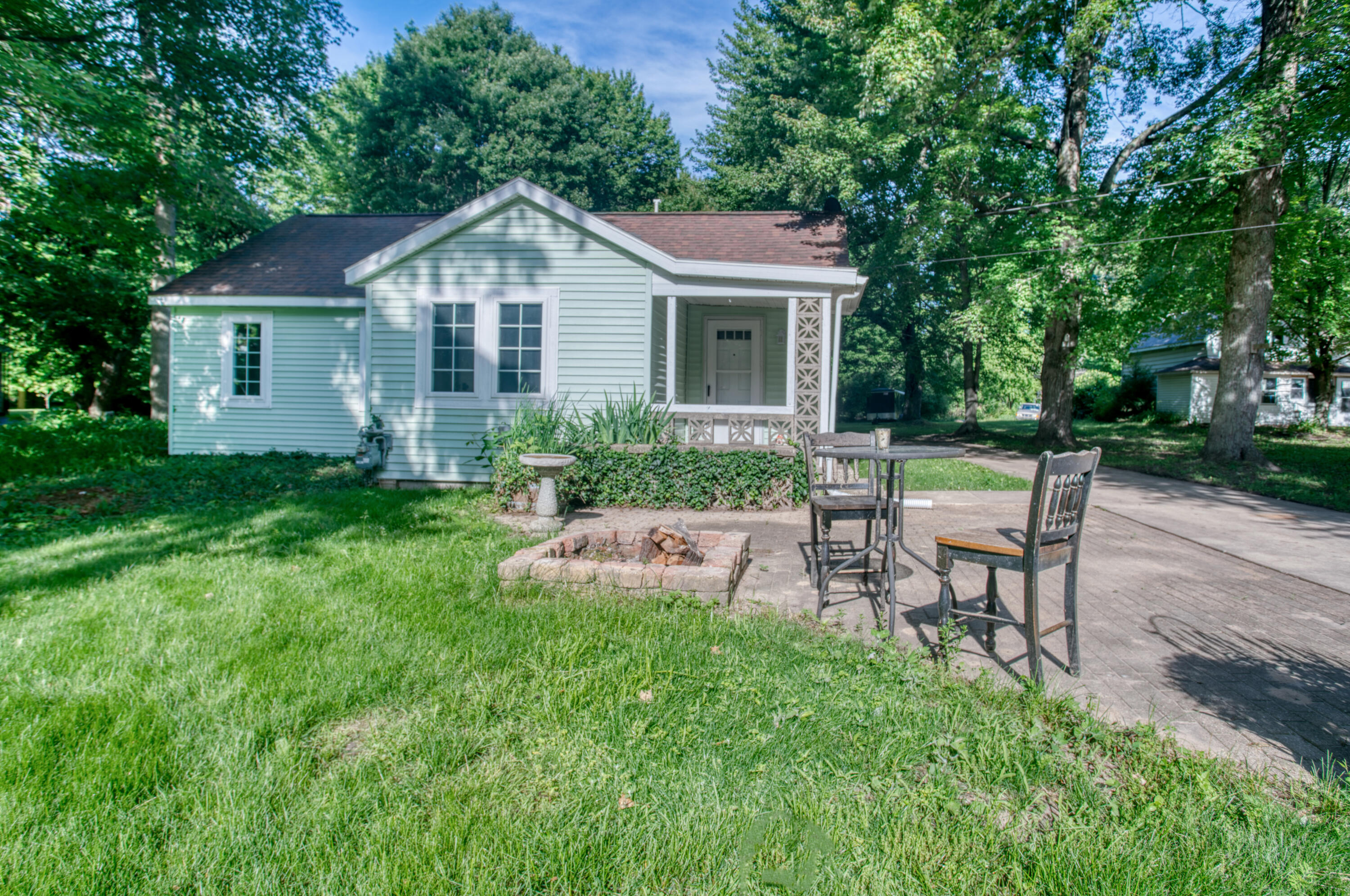6741 Wood Road Norton Shores MI 49444